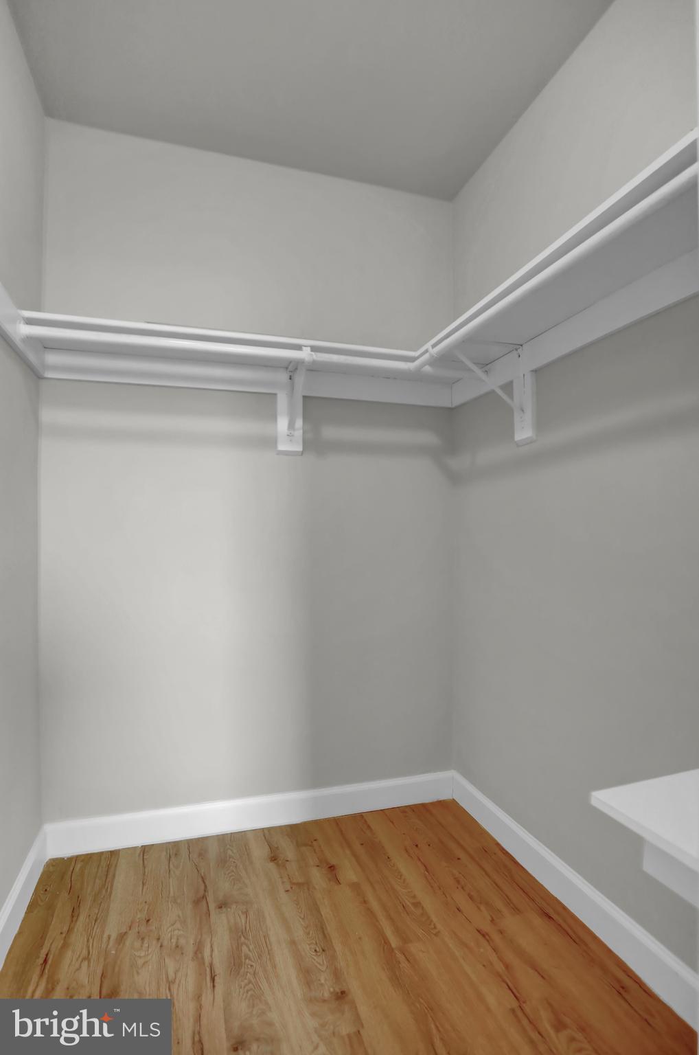 SANDTOWN-WINCHESTER - Residential Lease