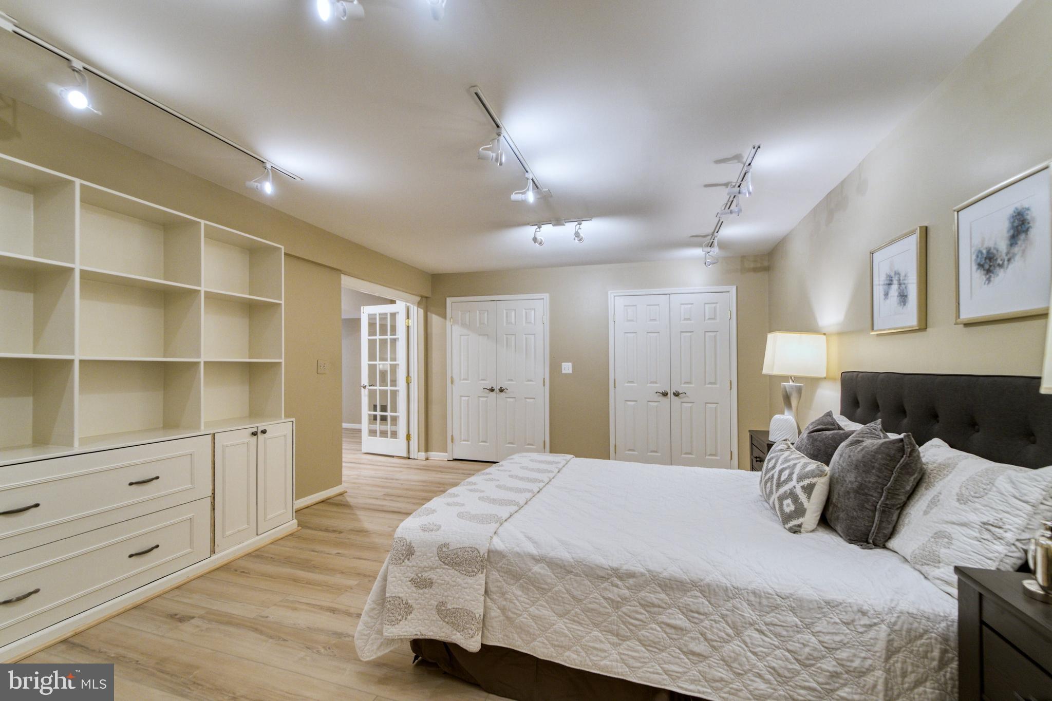 MANORS OF PAINT BRANCH - Residential