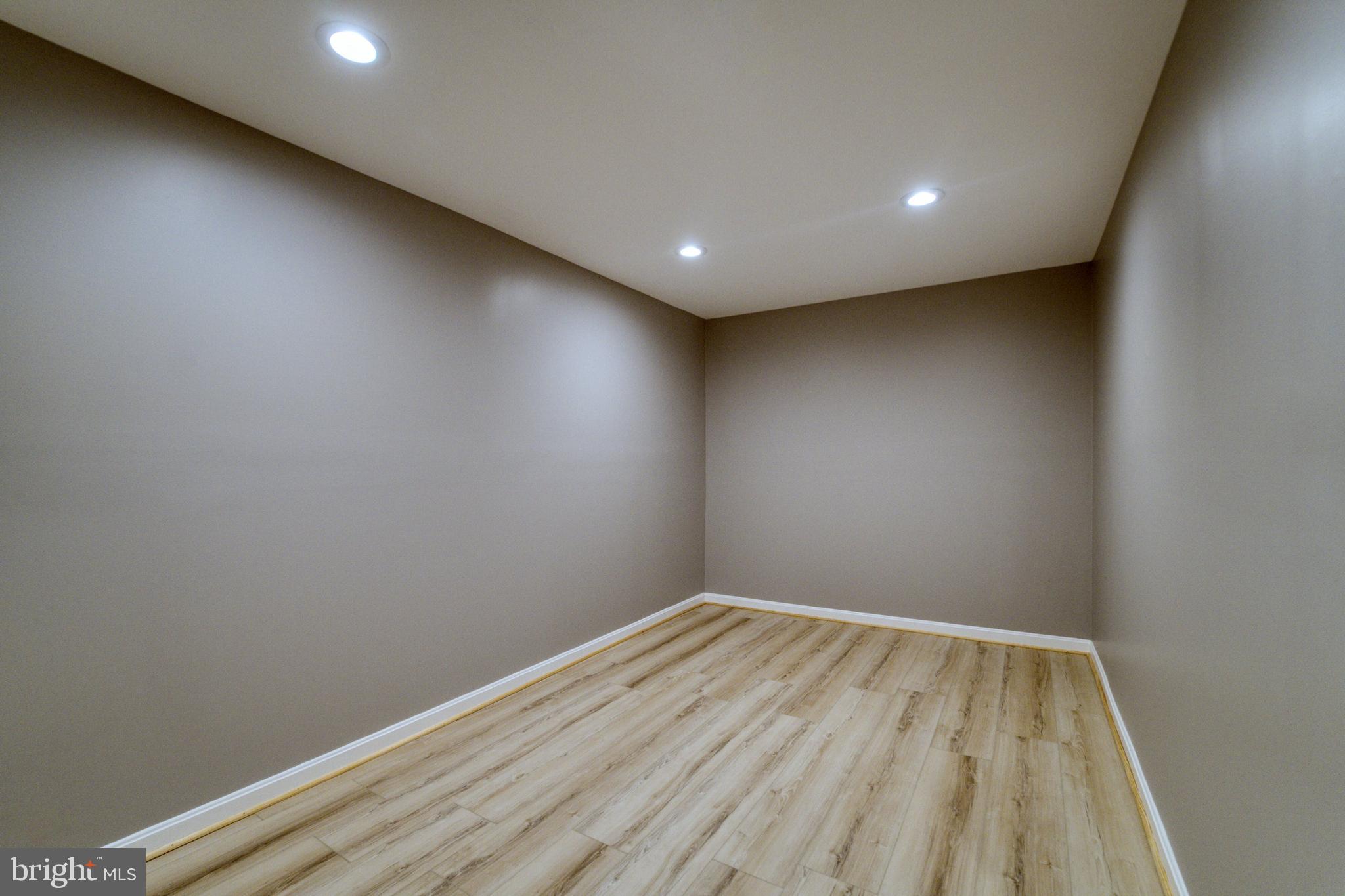 MANORS OF PAINT BRANCH - Residential