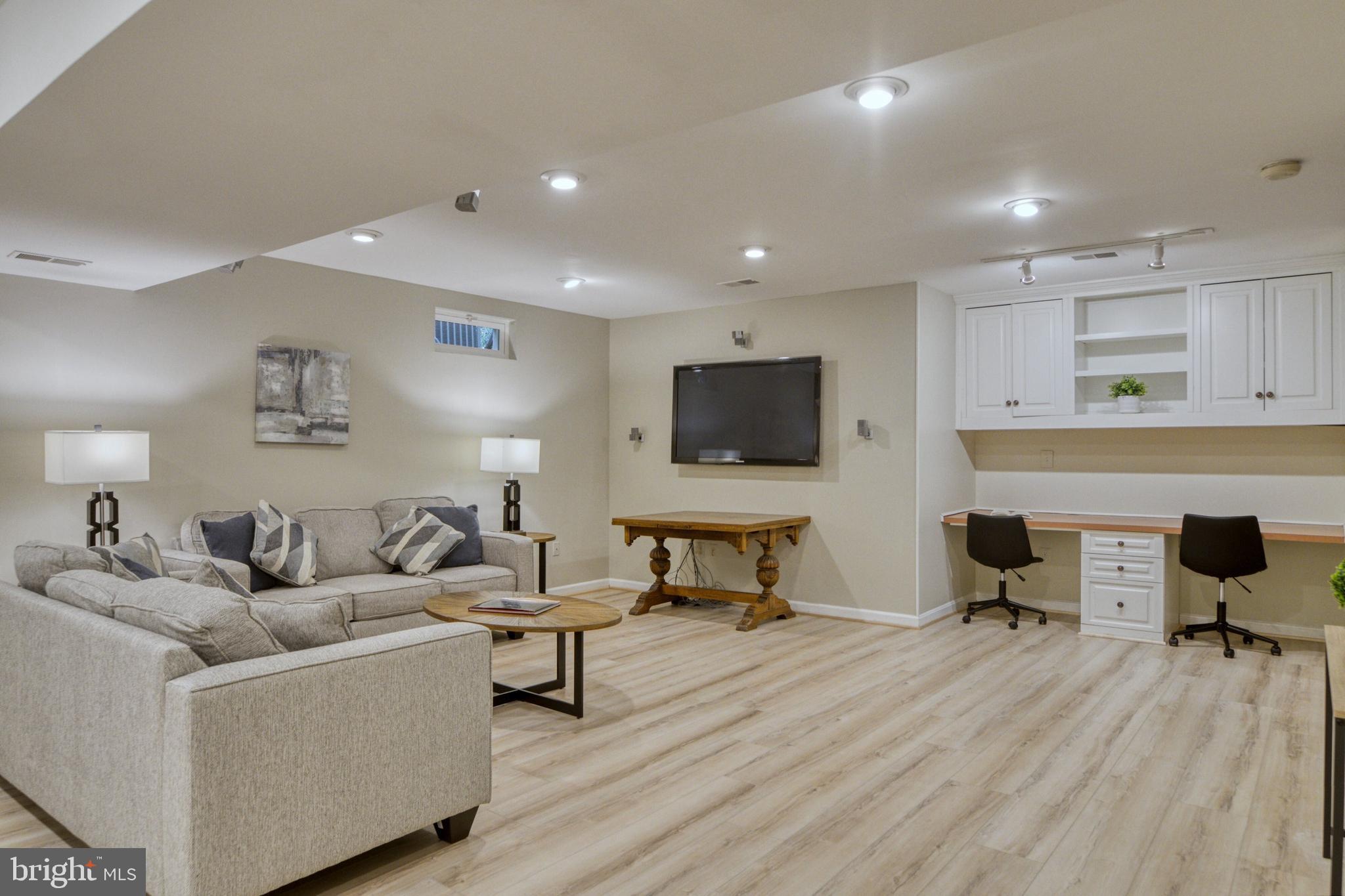 MANORS OF PAINT BRANCH - Residential