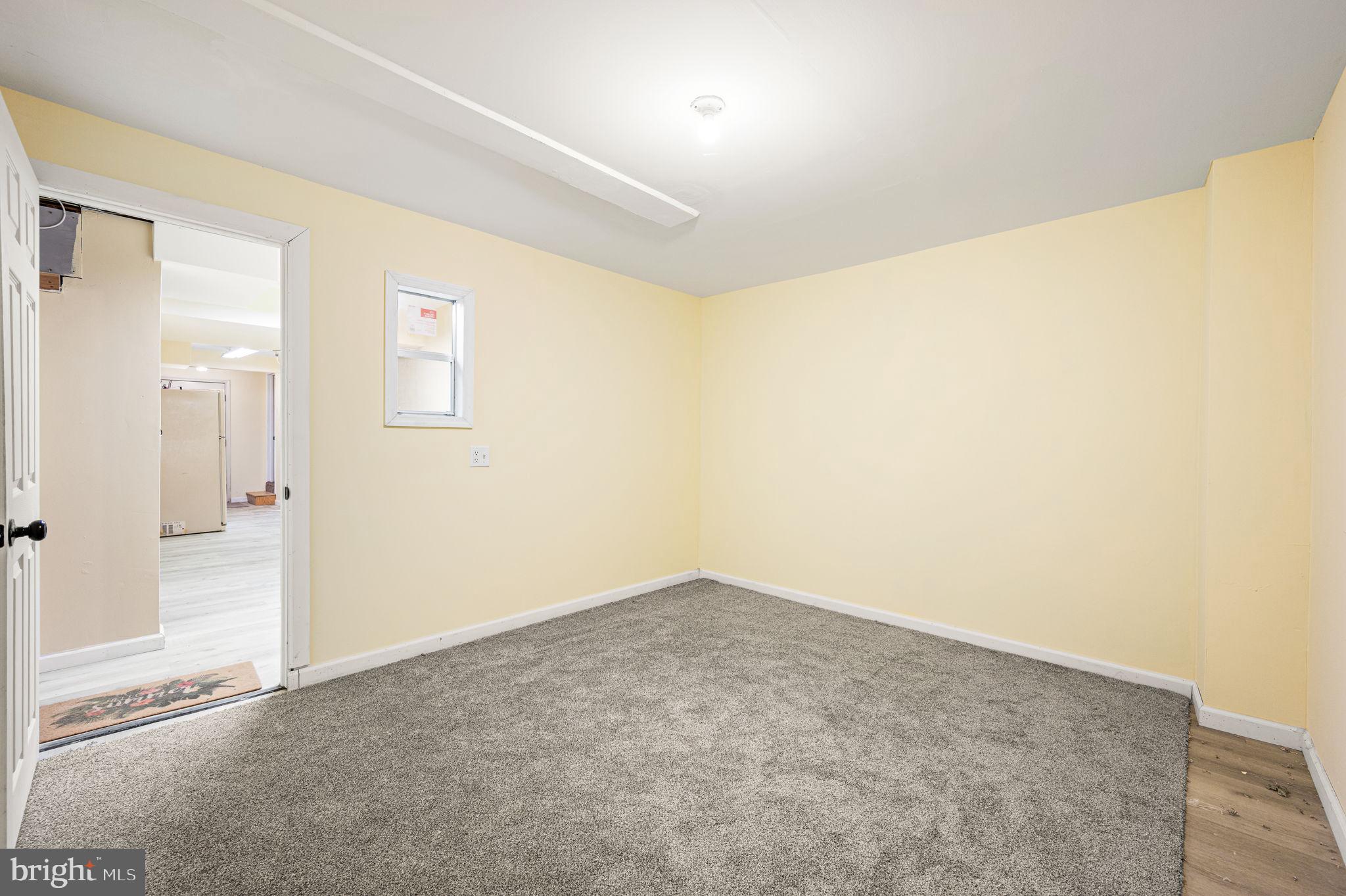 INDIAN CREEK - Residential