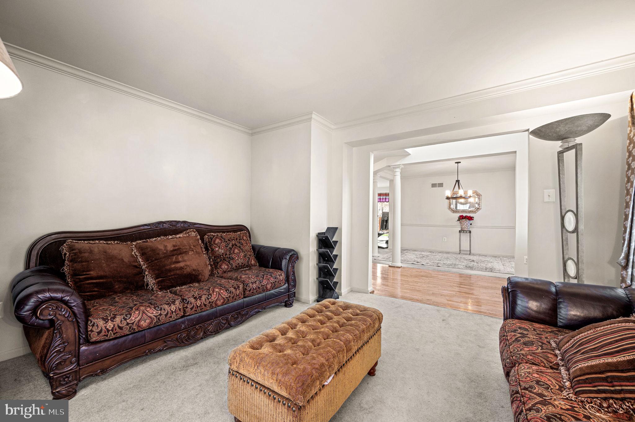 INDIAN CREEK - Residential