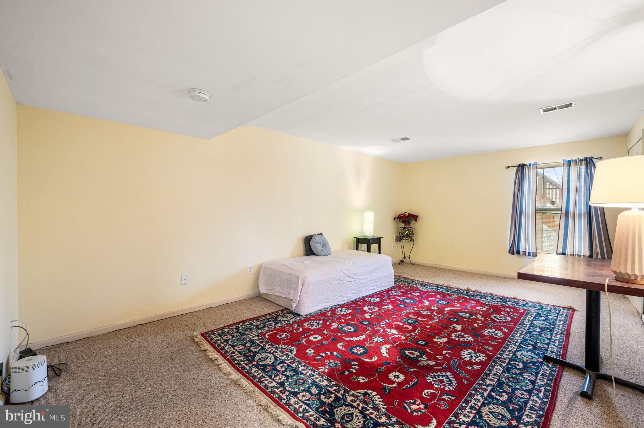 INDIAN CREEK - Residential