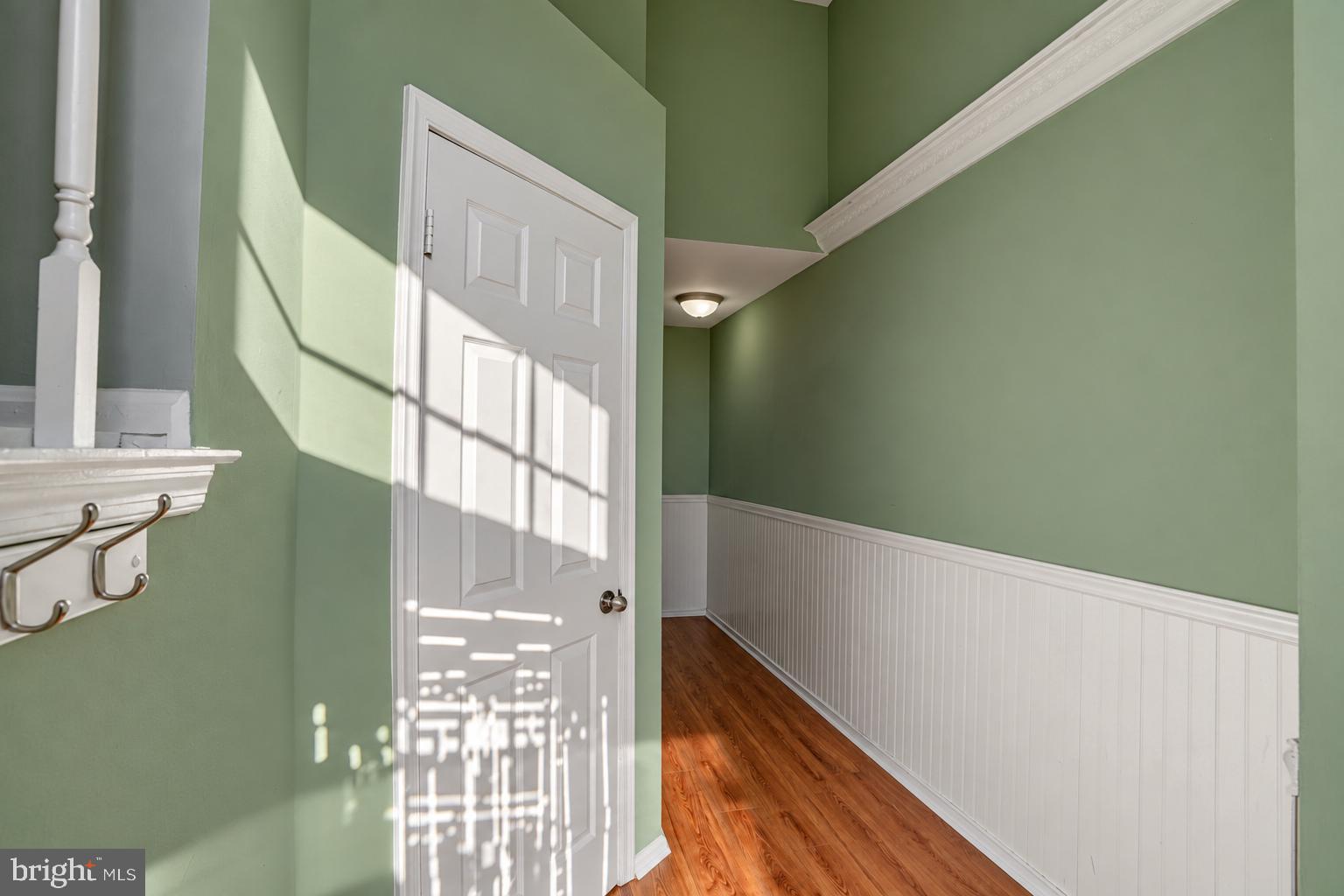 1346 COX COVE COURT
