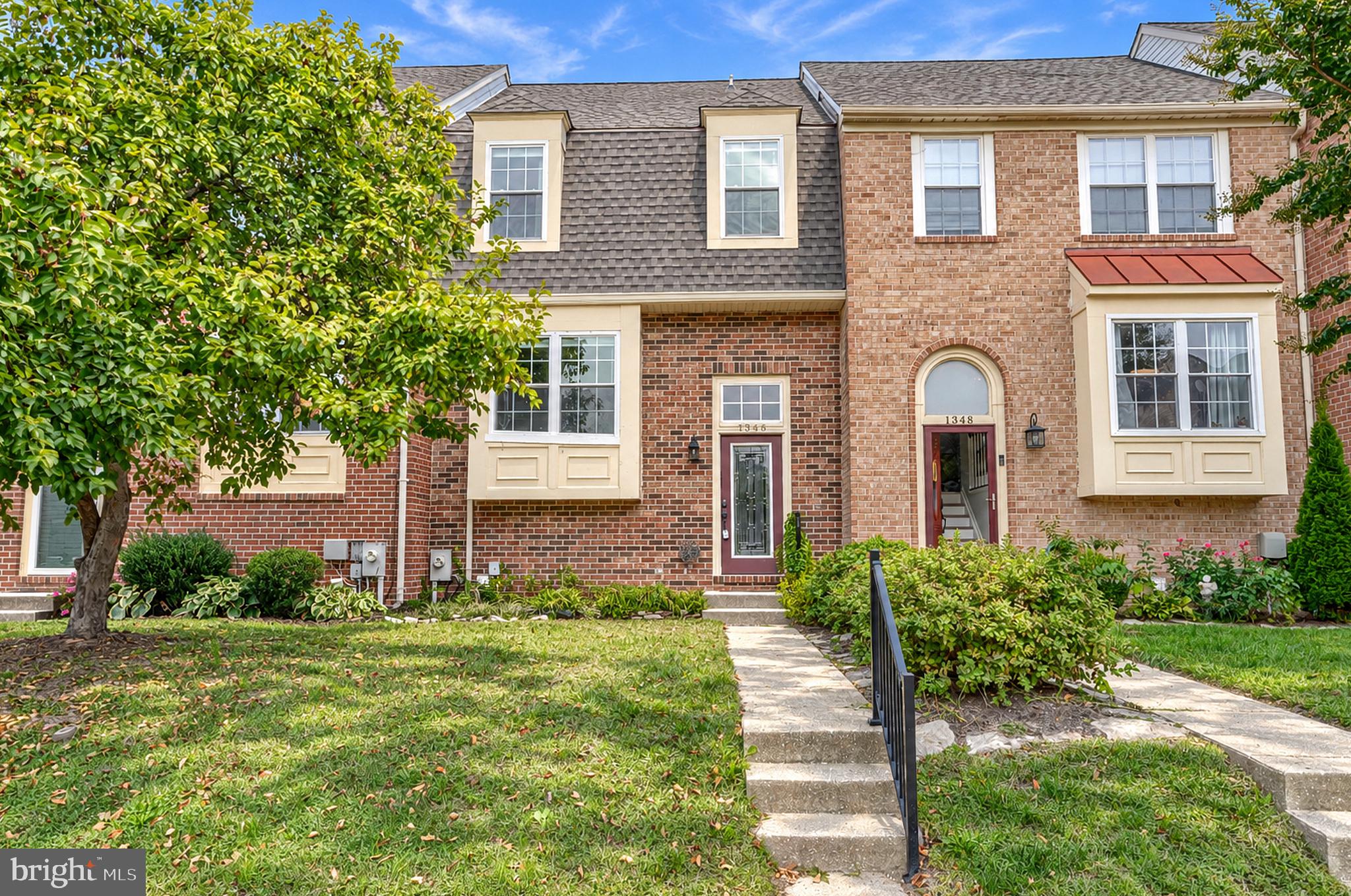 1346 COX COVE COURT
