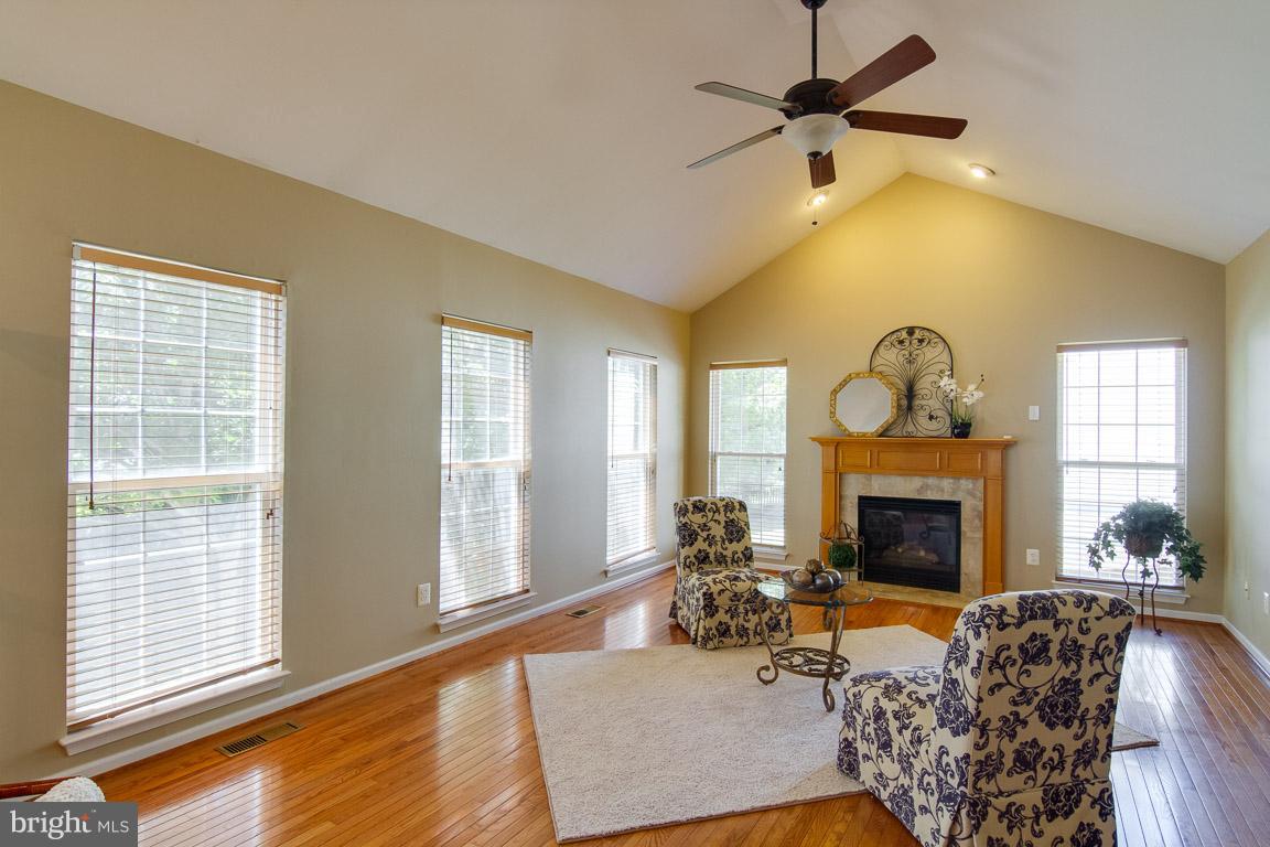 AUTUMN RIDGE - Residential