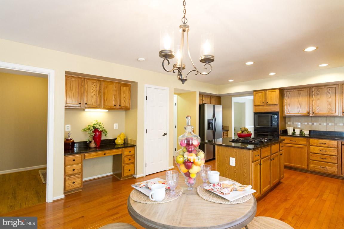 AUTUMN RIDGE - Residential