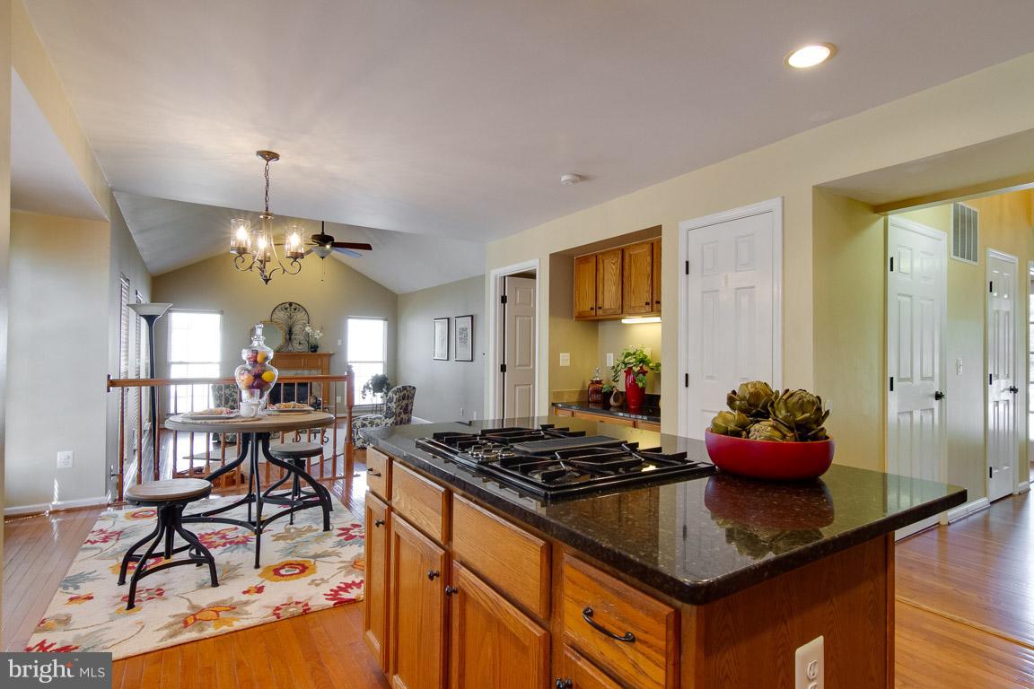 AUTUMN RIDGE - Residential