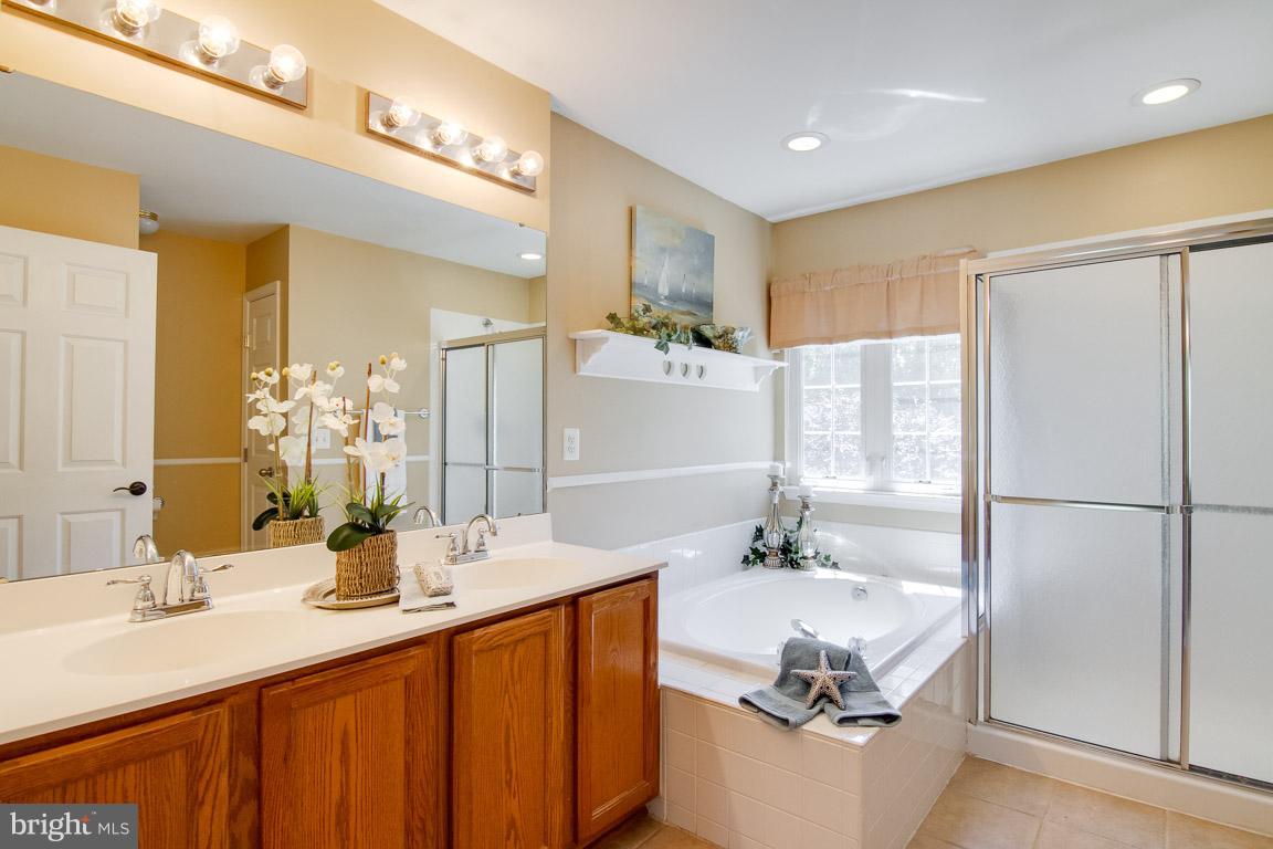 AUTUMN RIDGE - Residential