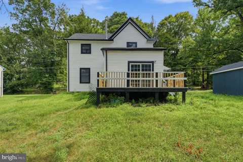 MLS: NJCD2124320