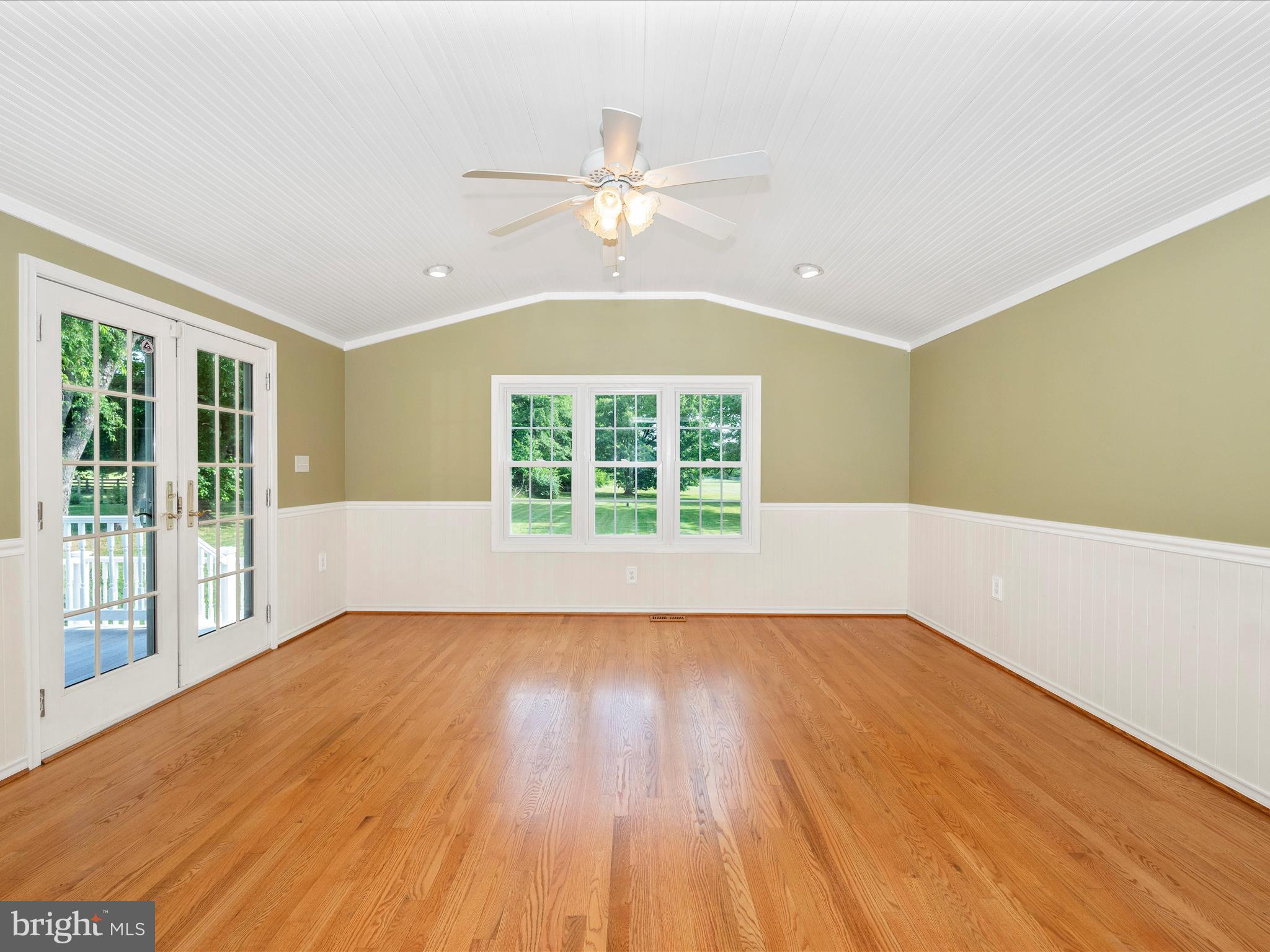 NEW DESIGN ACRES - Residential