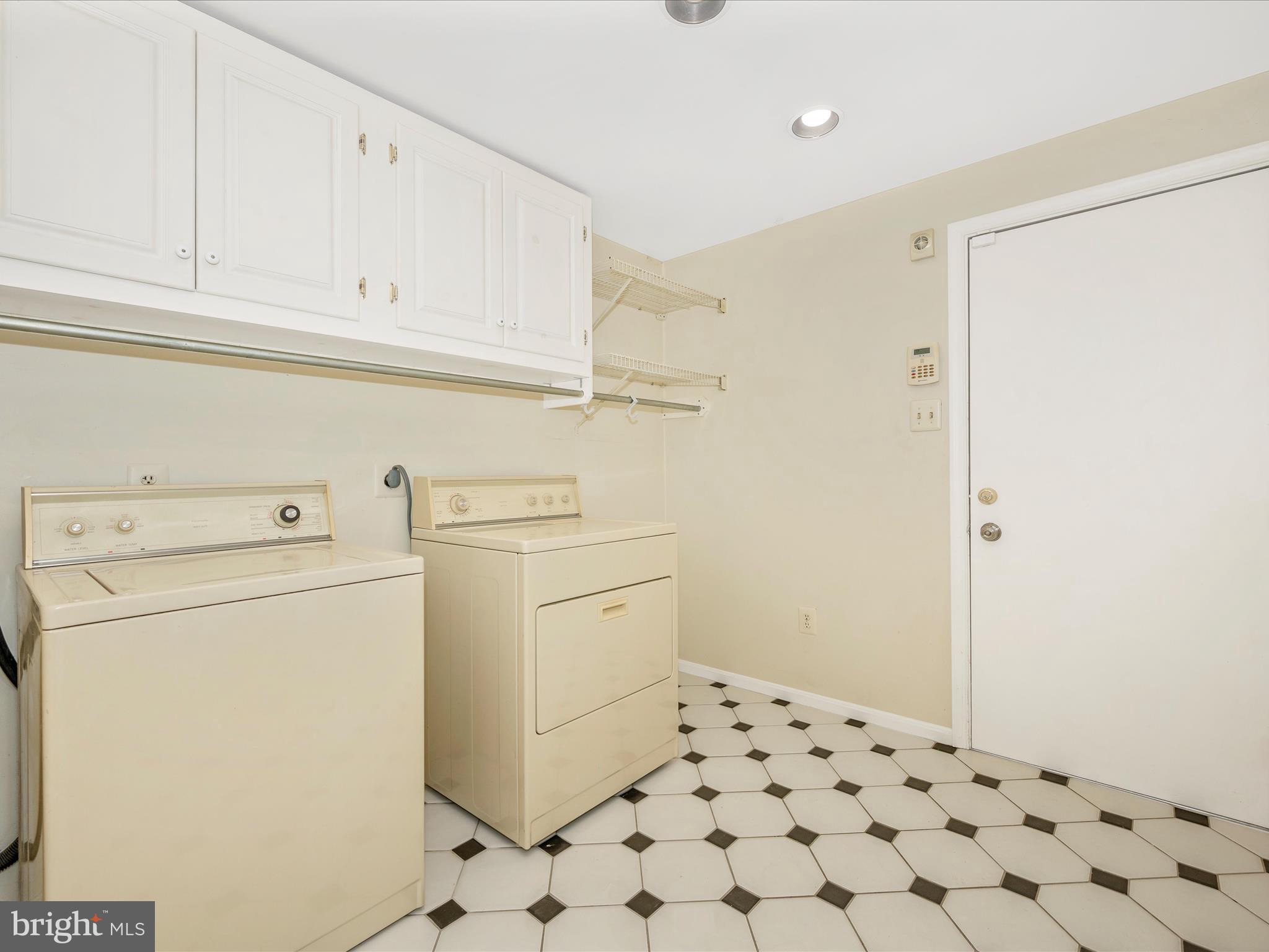 NEW DESIGN ACRES - Residential