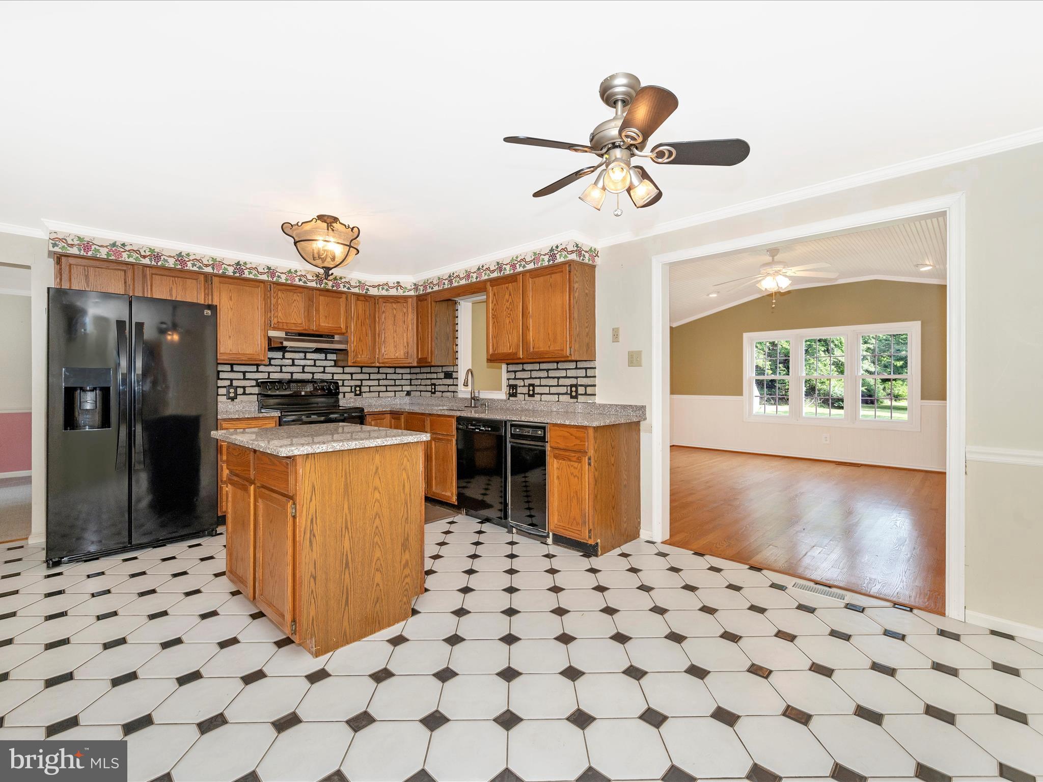 NEW DESIGN ACRES - Residential