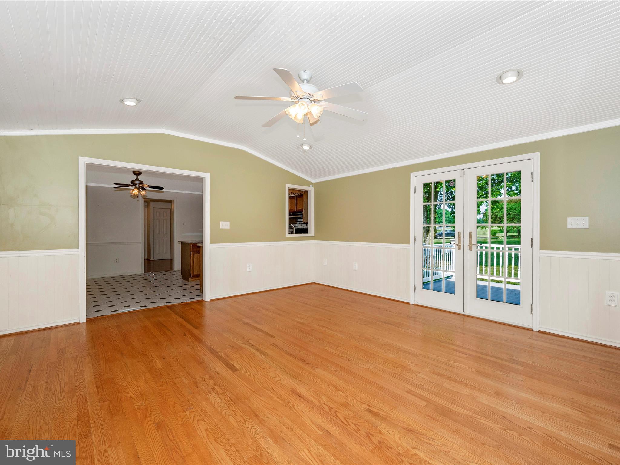 NEW DESIGN ACRES - Residential