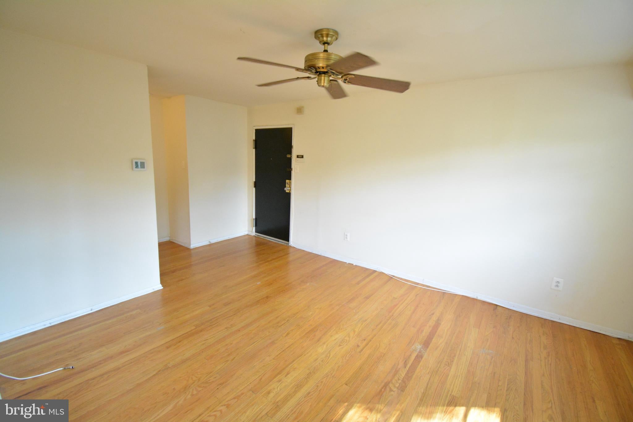 3413 CRESSON STREET 6