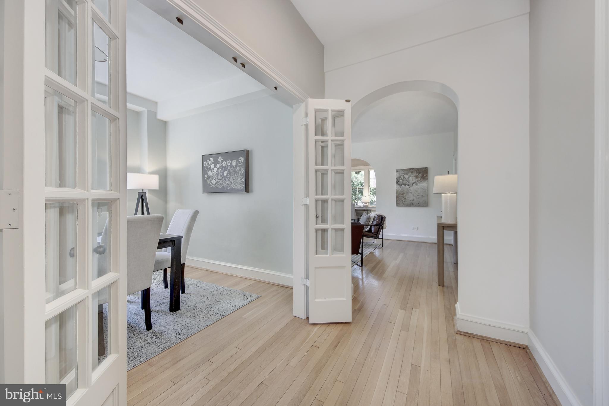 3041 SEDGWICK NW 201-D