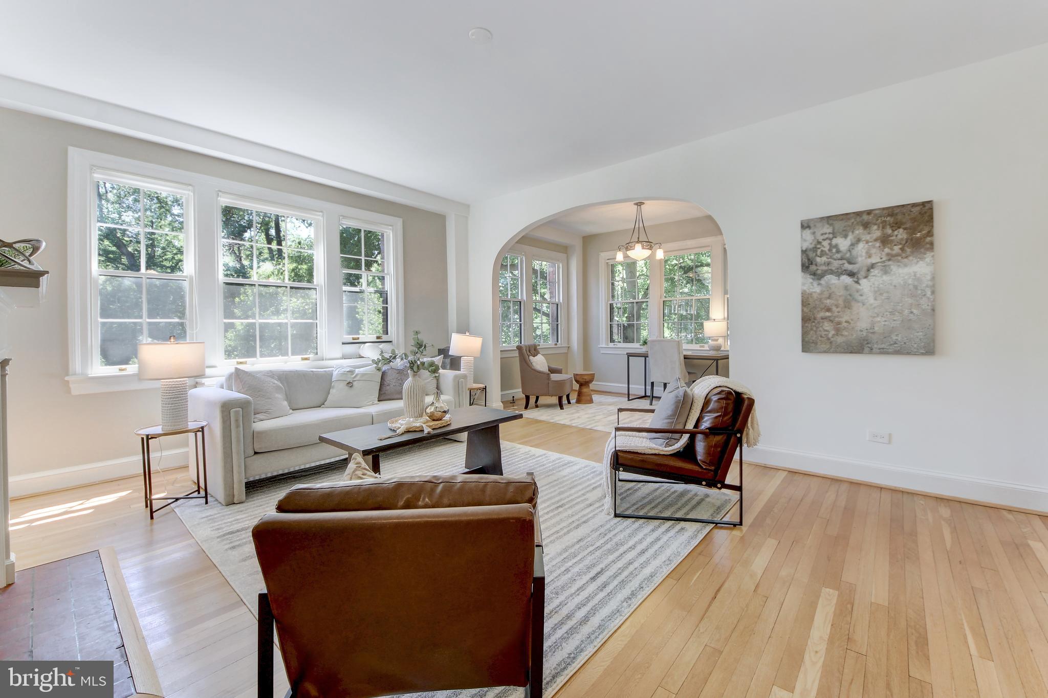 3041 SEDGWICK NW 201-D