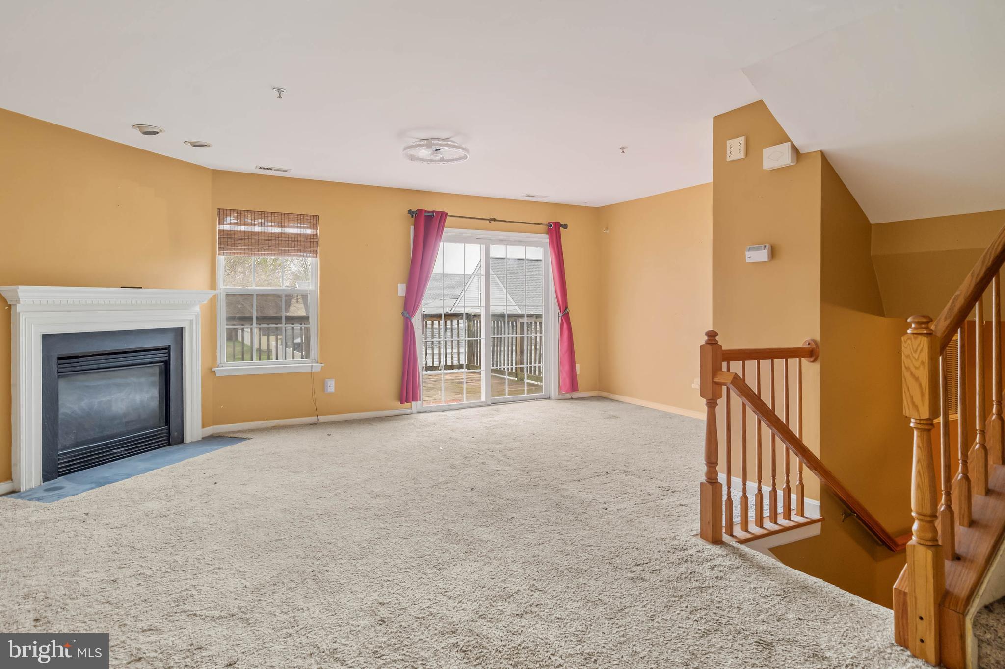 506 S SPINNAKER LANE