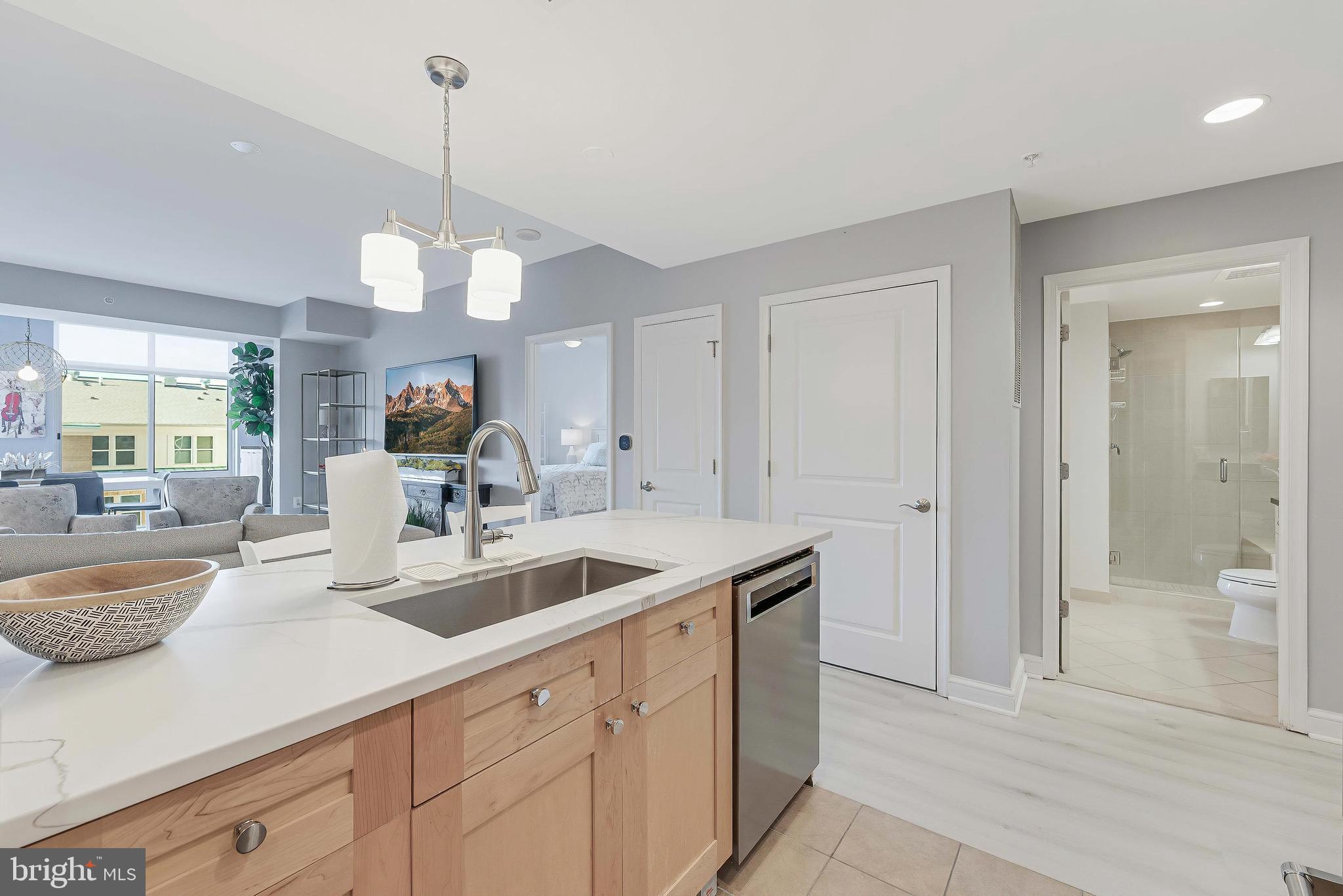 MIDTOWN AT RESTON TOWN CENTER - Residential Lease