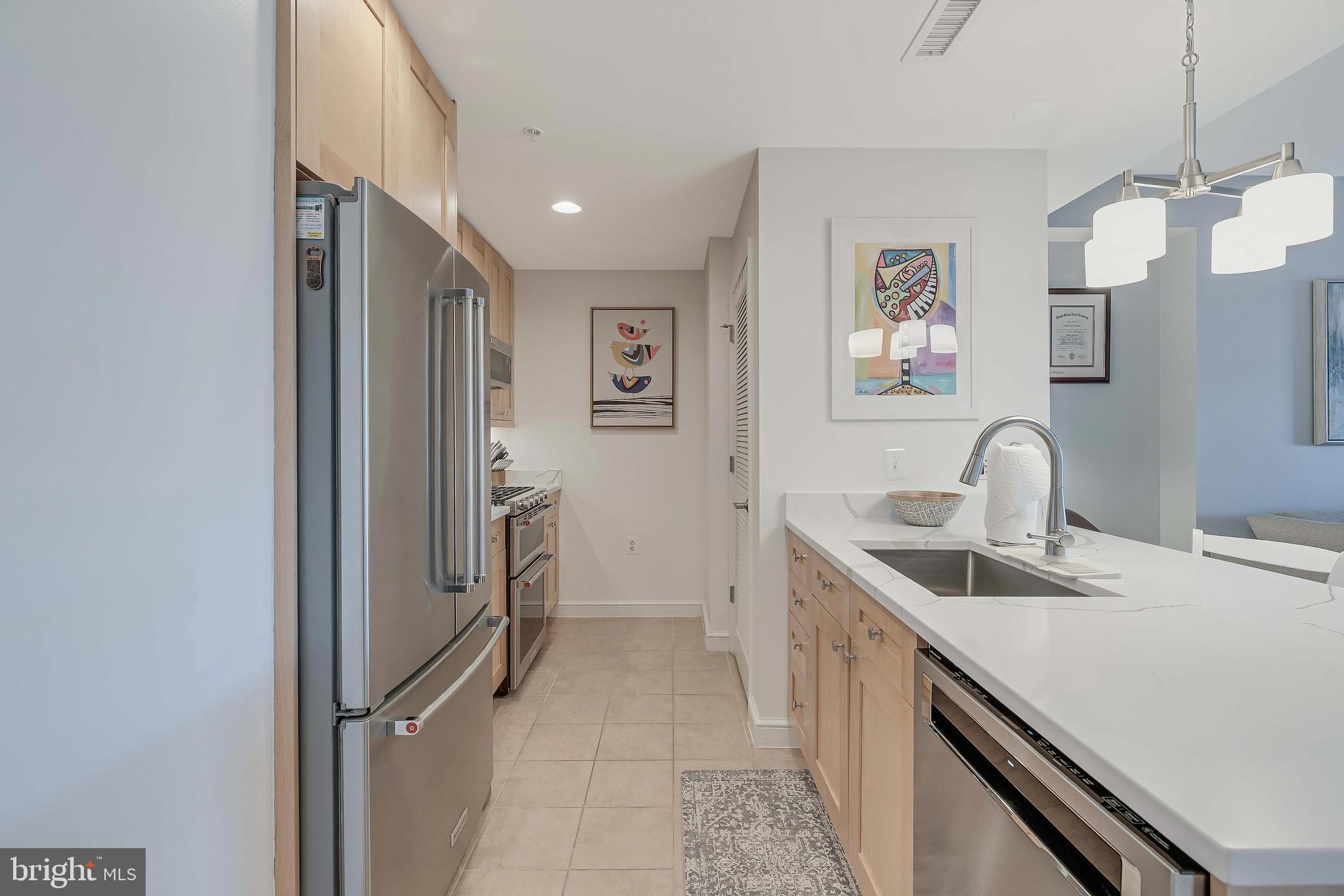 MIDTOWN AT RESTON TOWN CENTER - Residential Lease