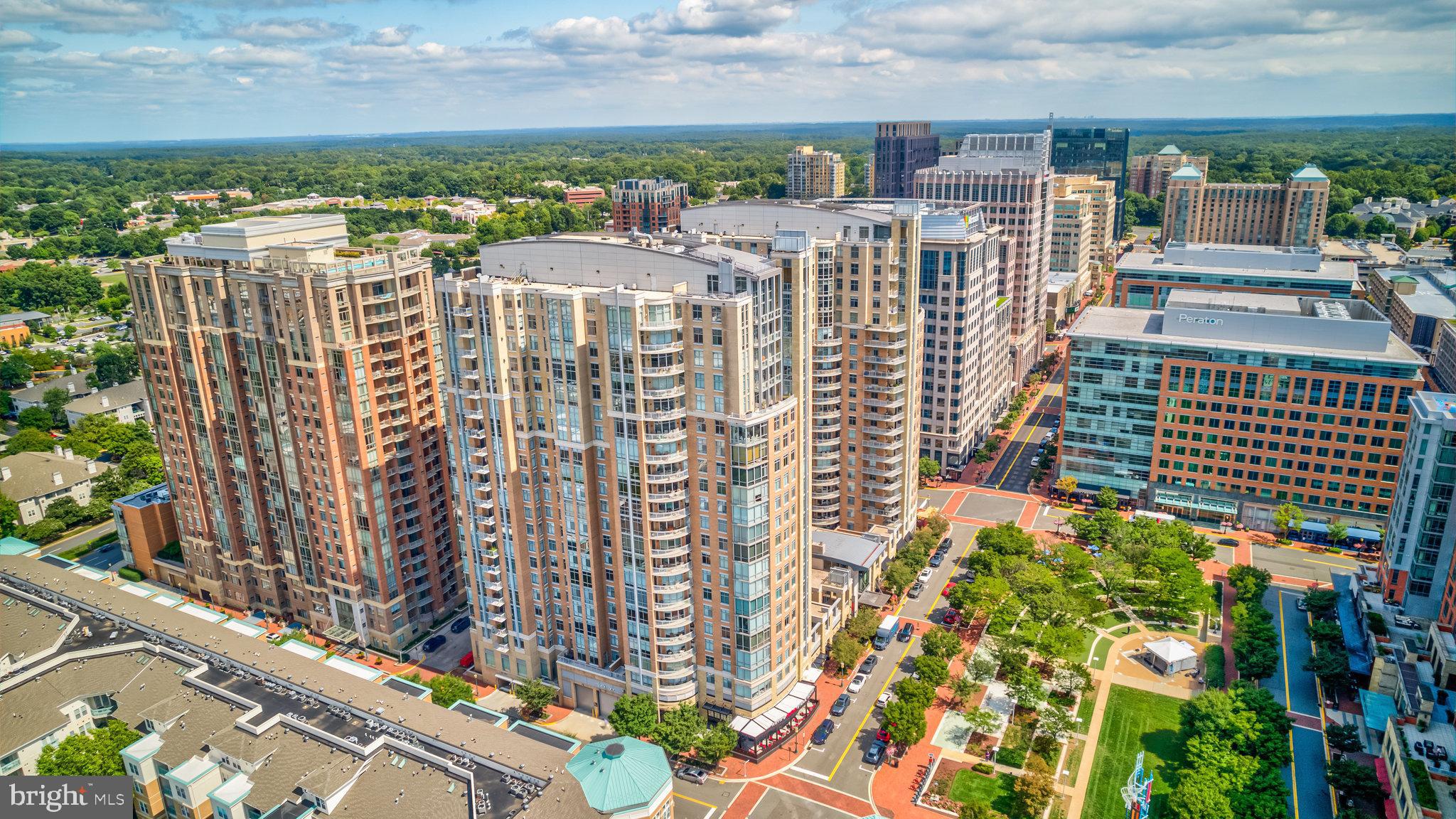 MIDTOWN AT RESTON TOWN CENTER - Residential Lease