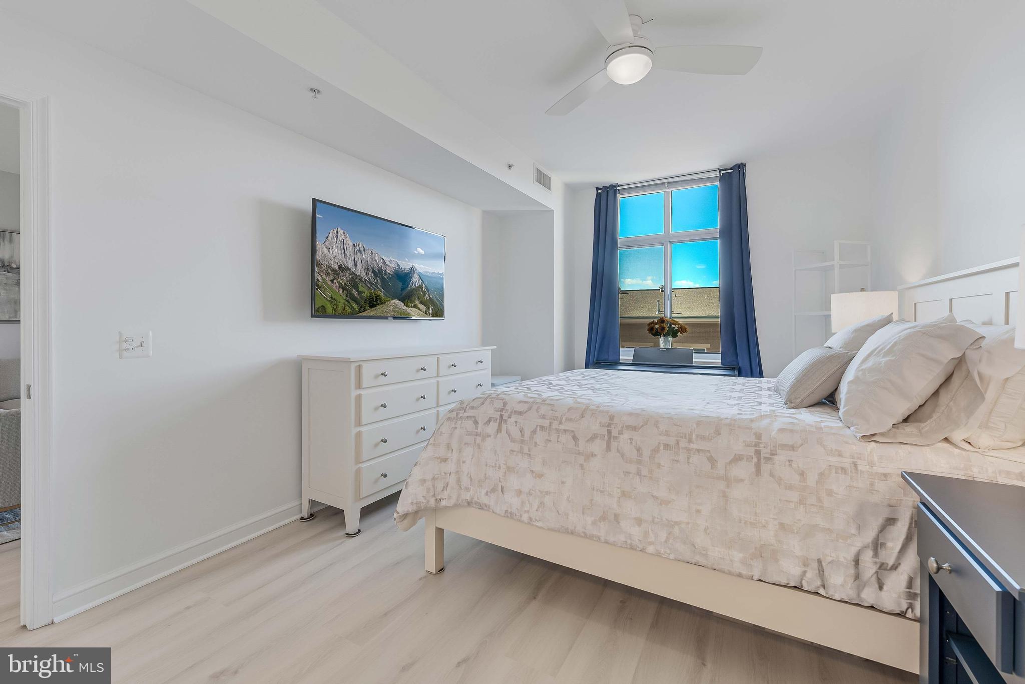 MIDTOWN AT RESTON TOWN CENTER - Residential Lease