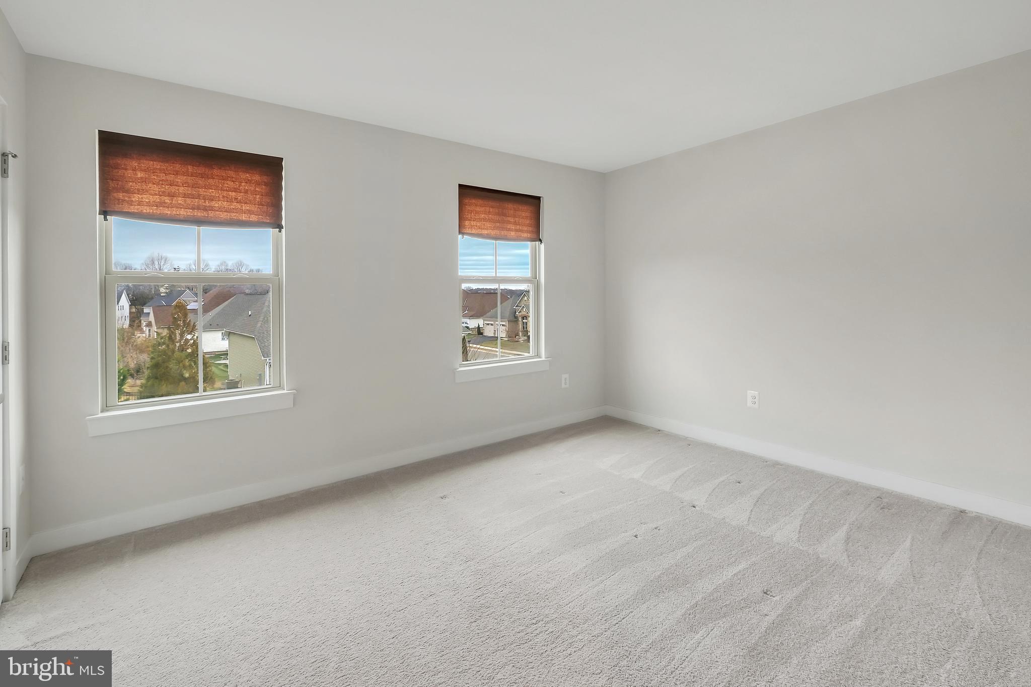 BRENTWOOD SPRINGS - Residential