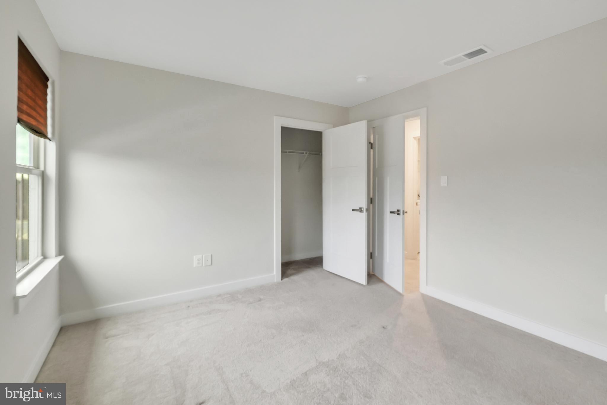 BRENTWOOD SPRINGS - Residential