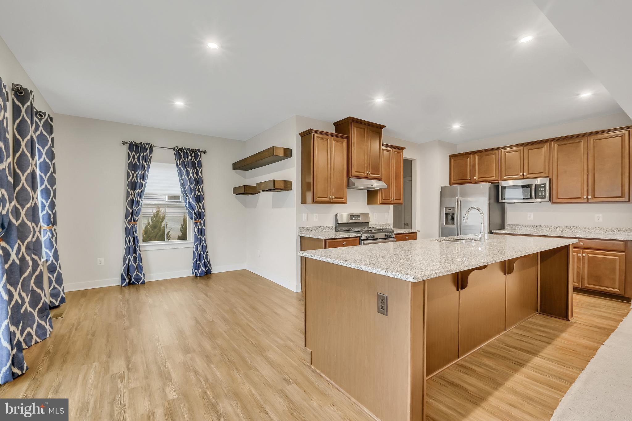 BRENTWOOD SPRINGS - Residential