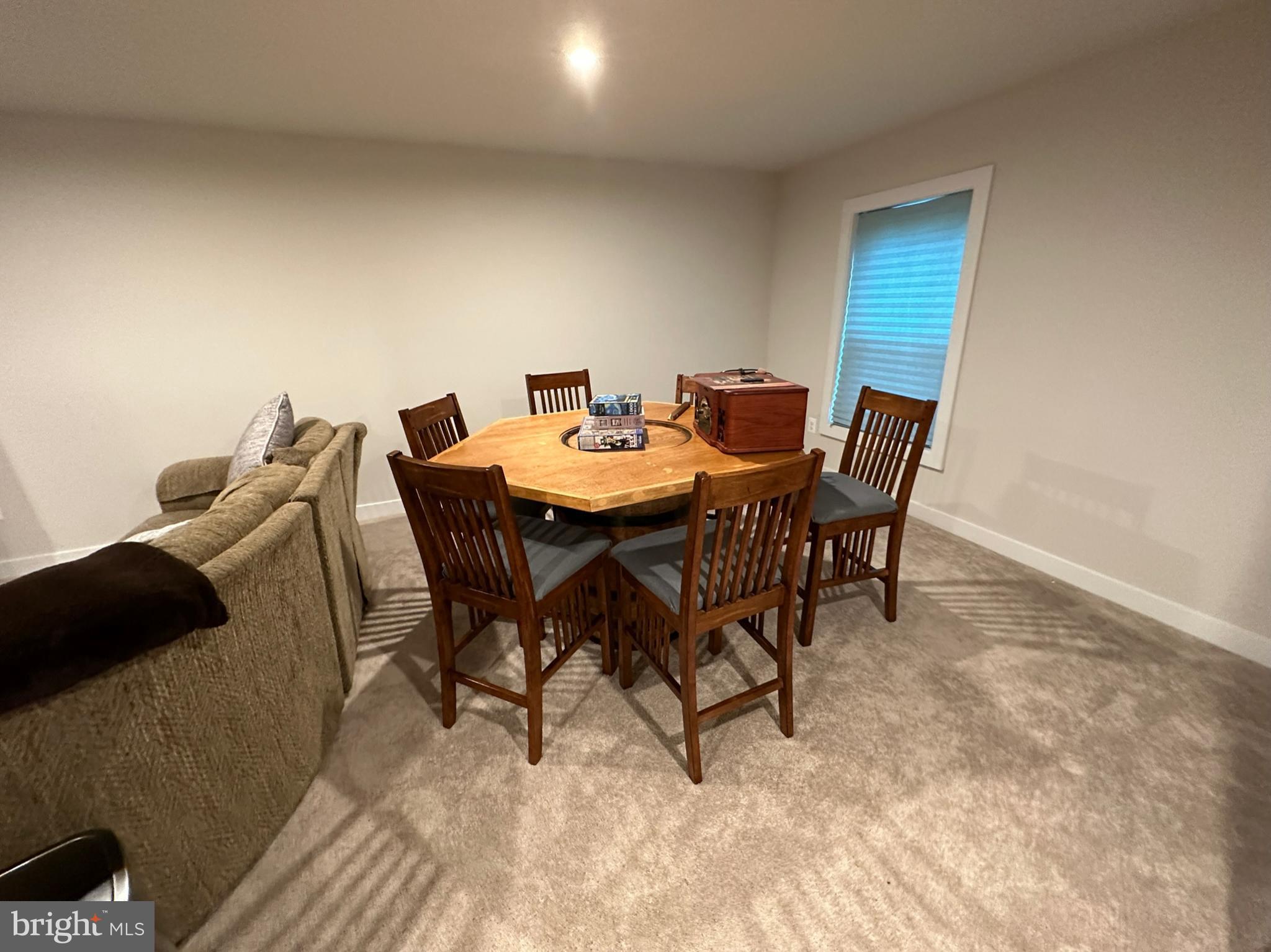 BRENTWOOD SPRINGS - Residential