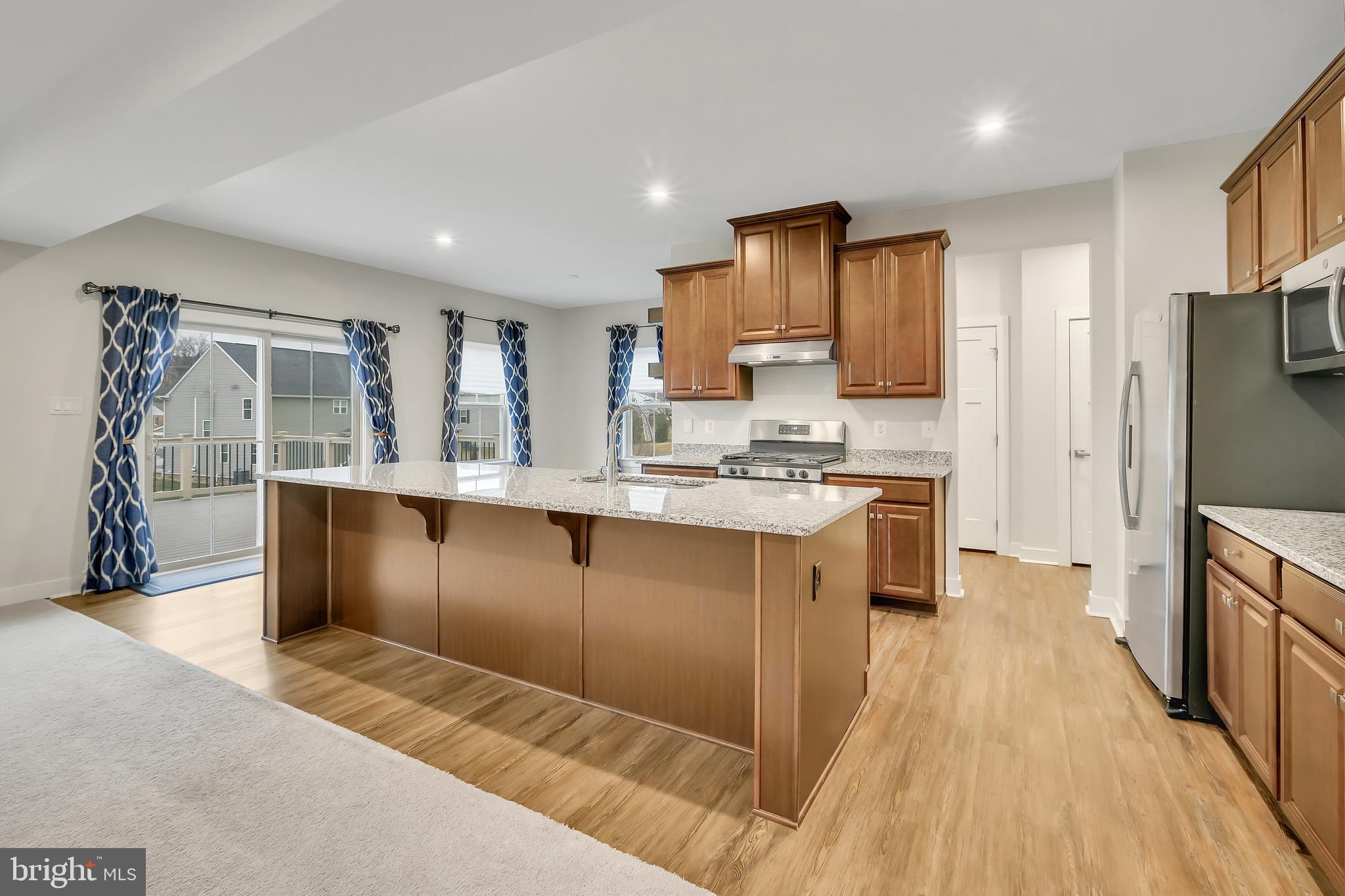 BRENTWOOD SPRINGS - Residential