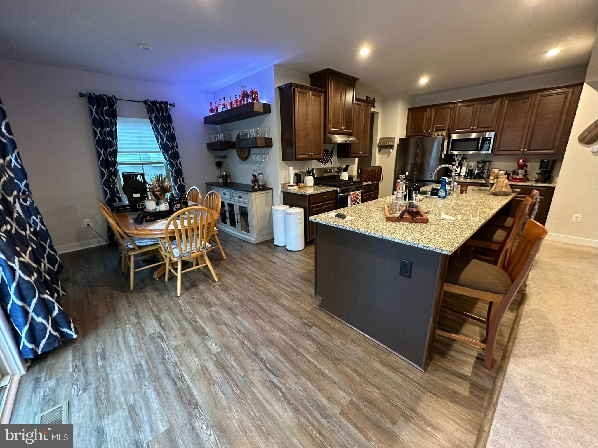 BRENTWOOD SPRINGS - Residential