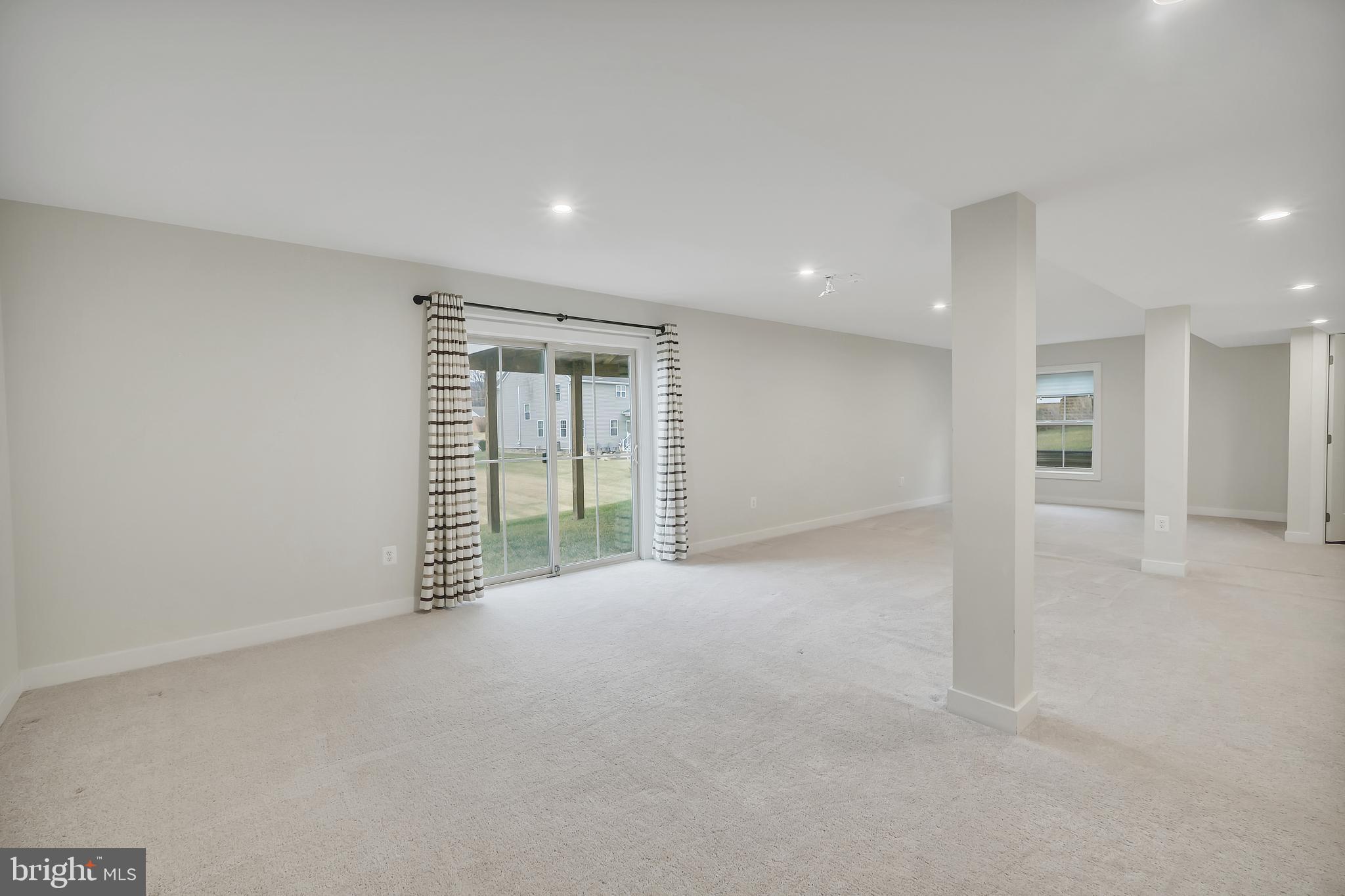 BRENTWOOD SPRINGS - Residential