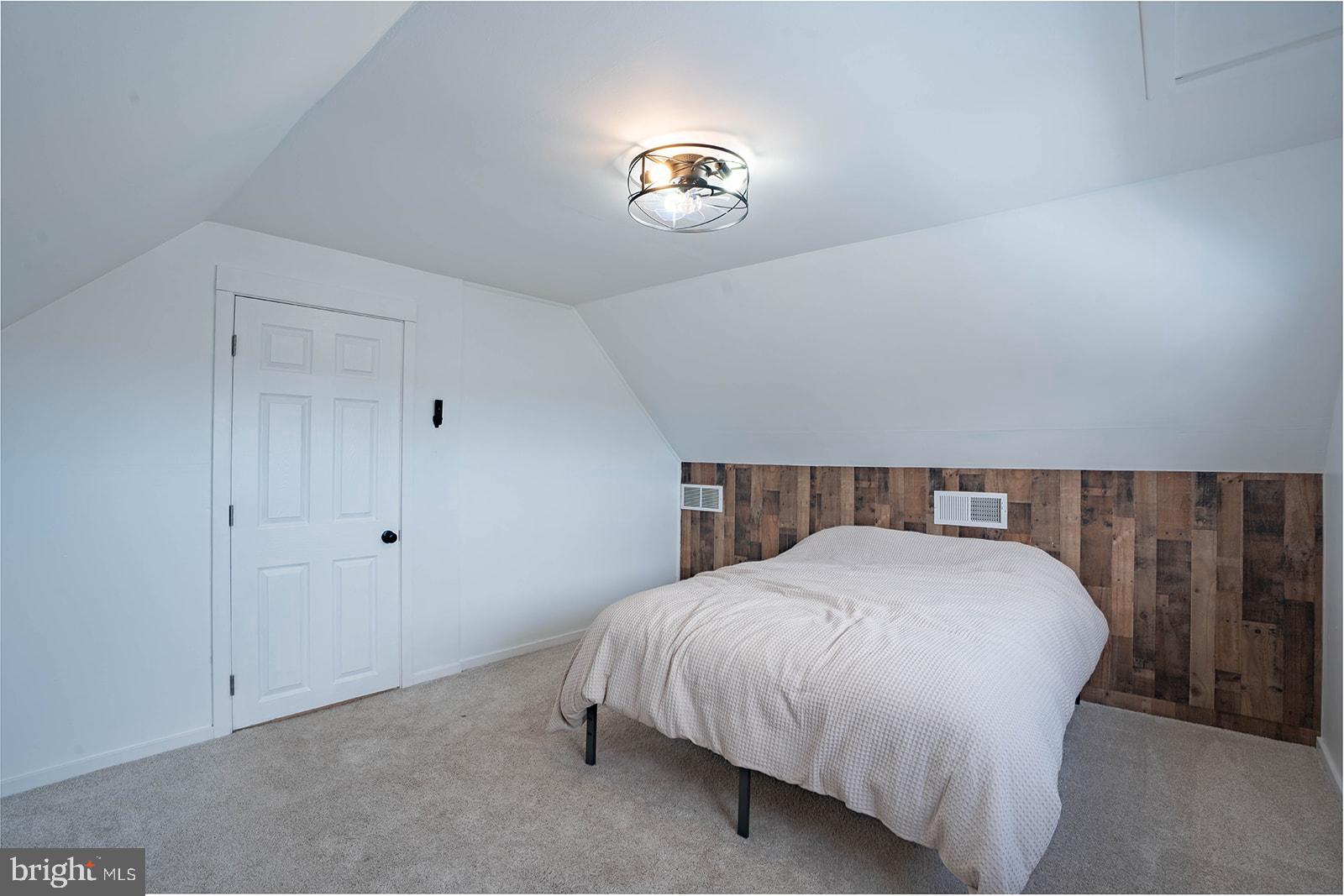 HOLLY HILL - Residential