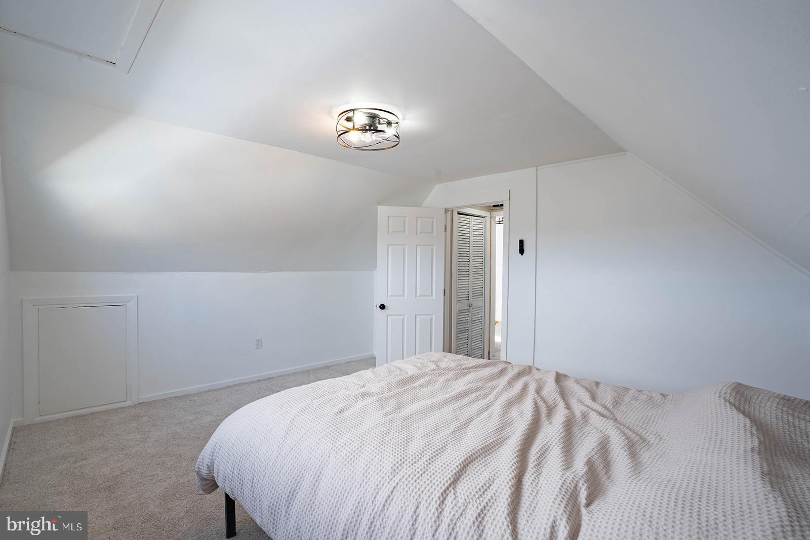 HOLLY HILL - Residential