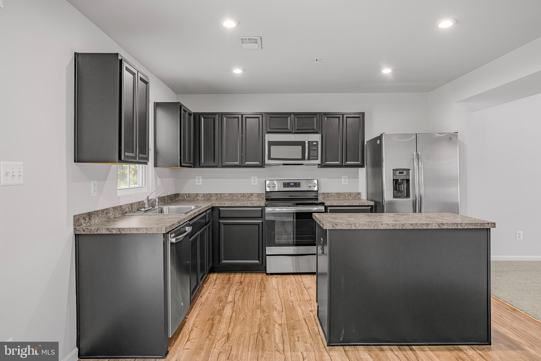 WEST CREEK VILLAGE - Residential