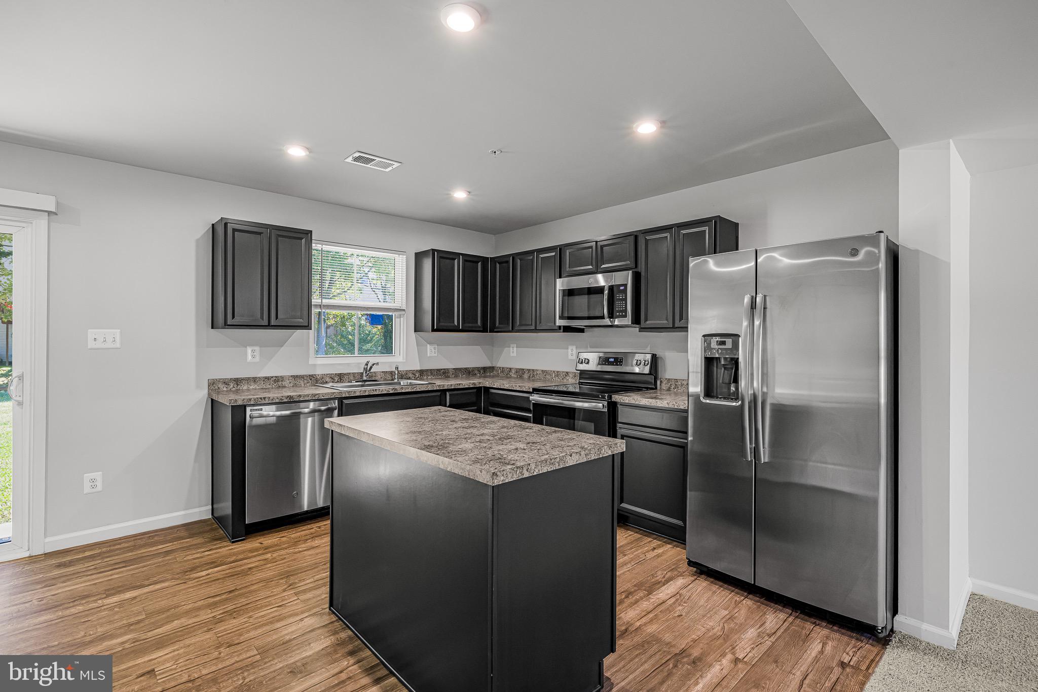 WEST CREEK VILLAGE - Residential