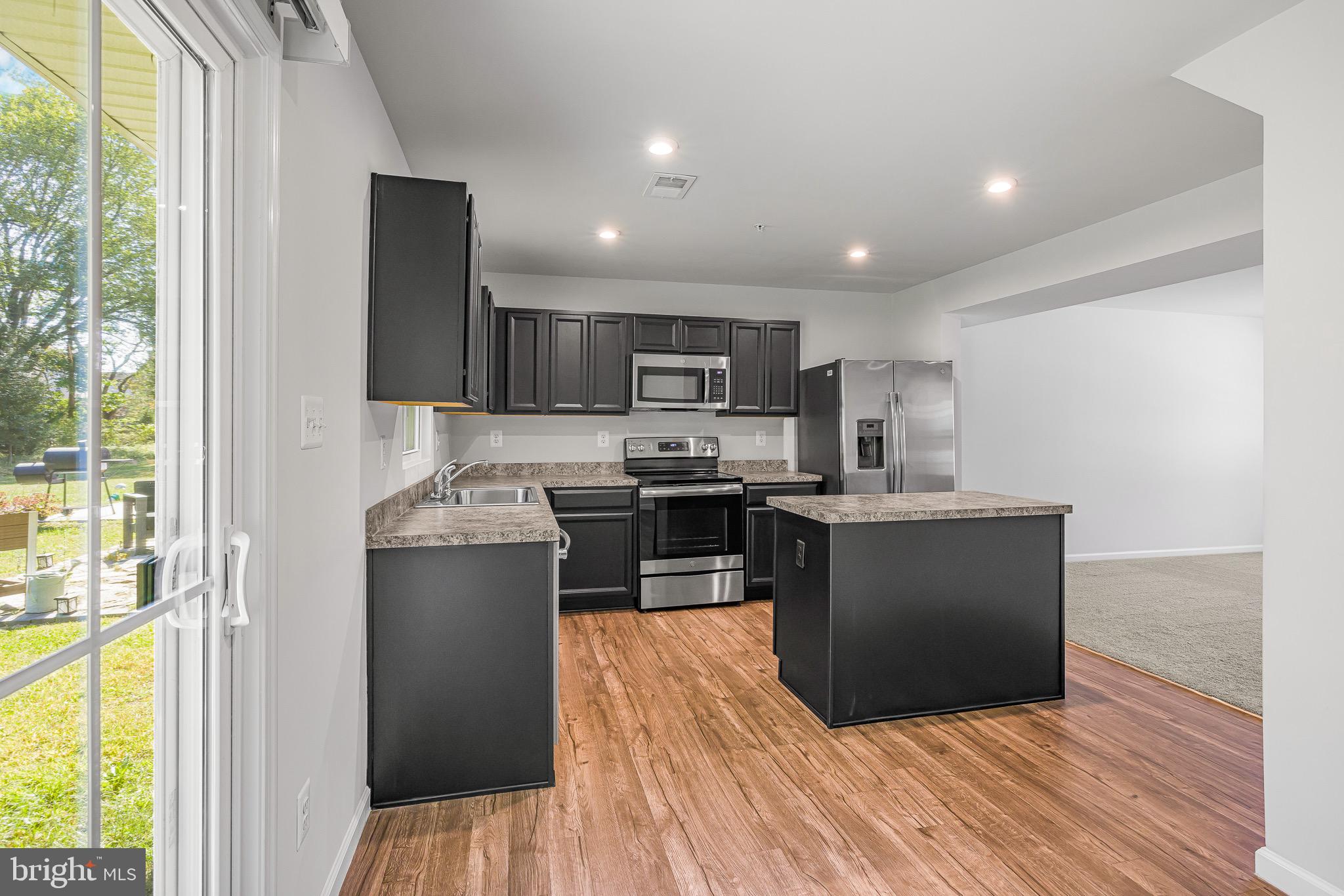 WEST CREEK VILLAGE - Residential