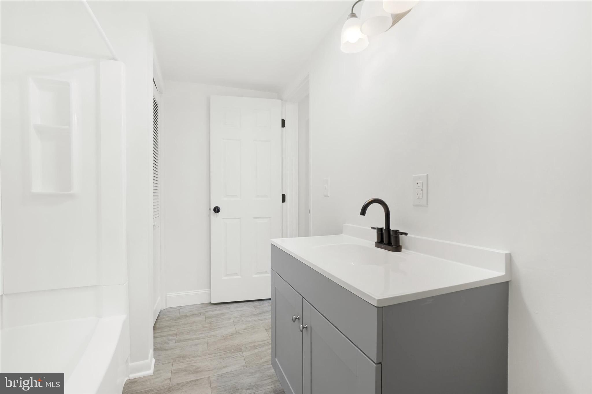 WEST YORK - Residential