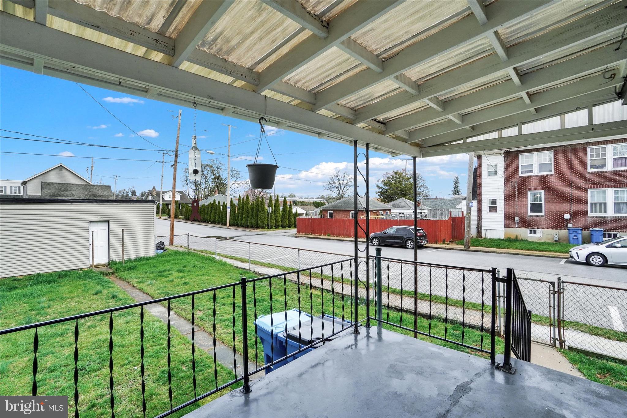 WEST YORK - Residential