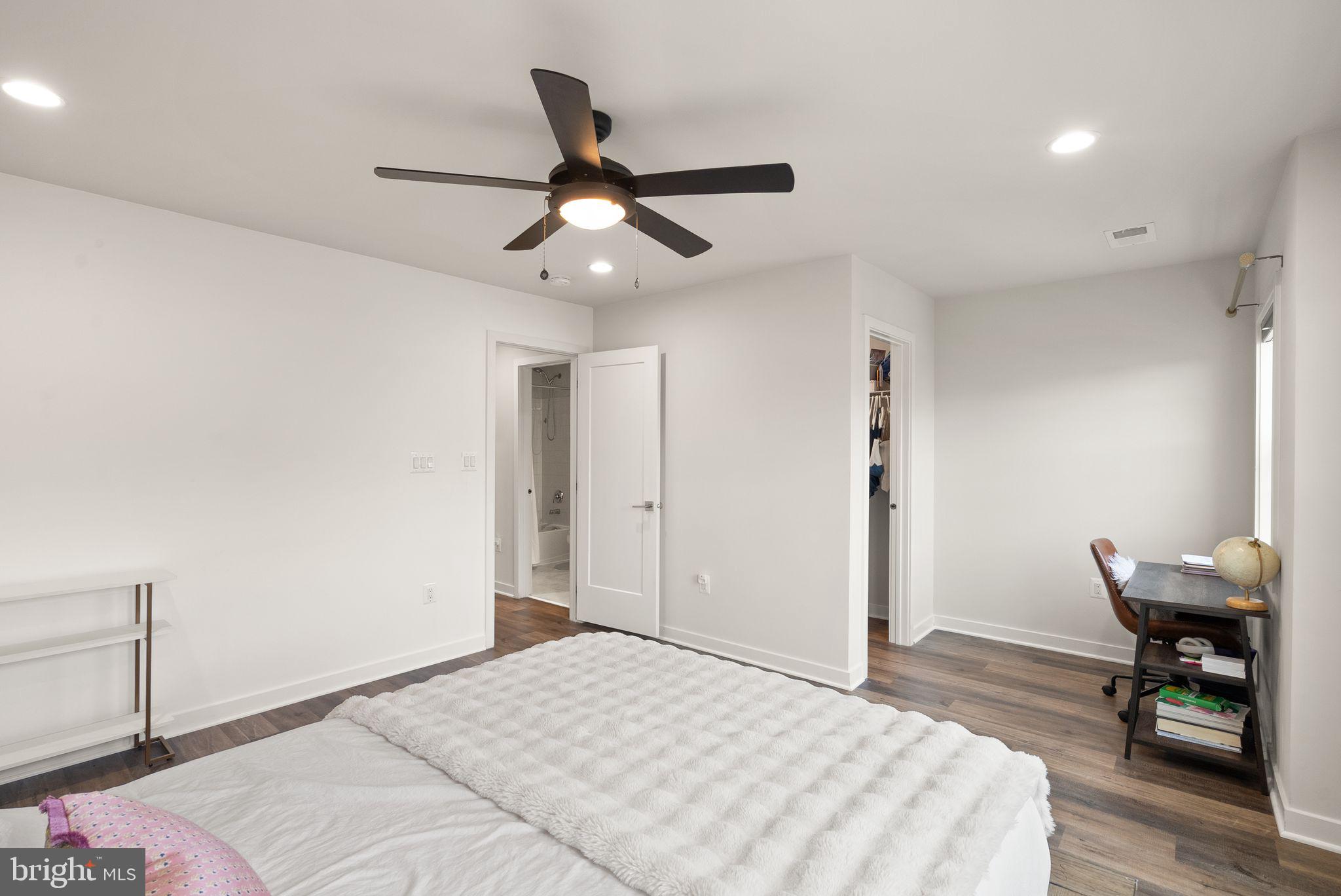 LENAH MILL - Residential