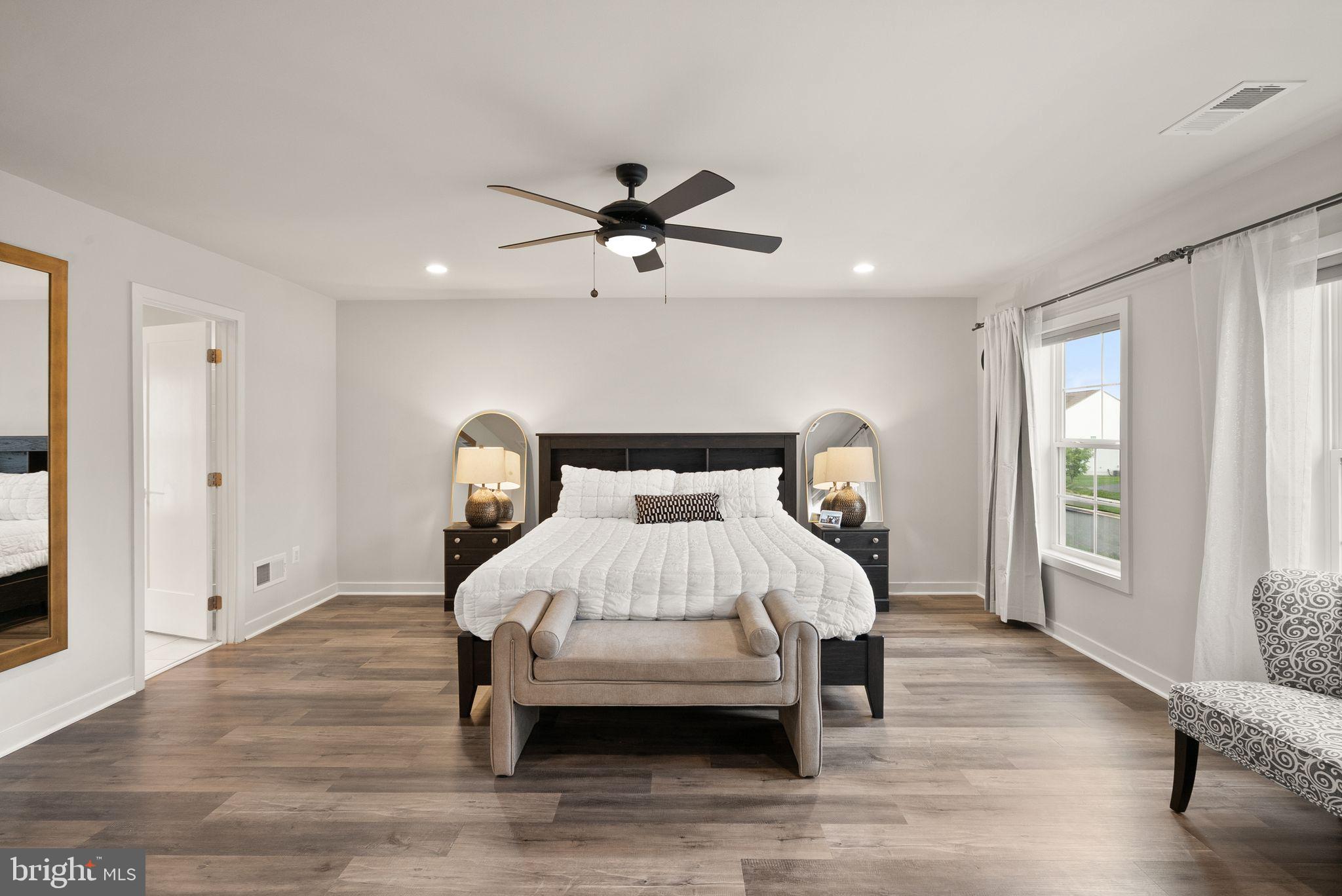 LENAH MILL - Residential