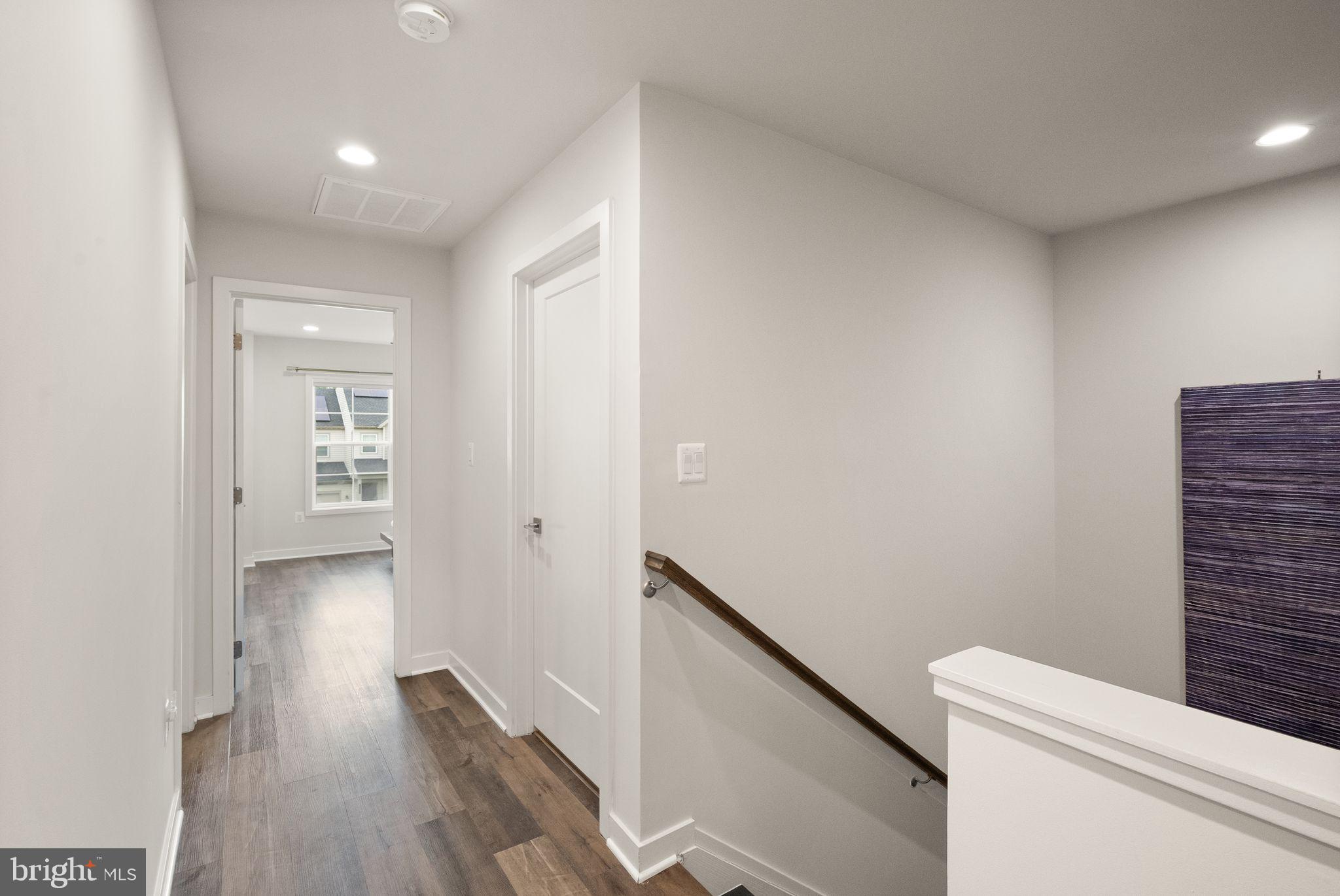 LENAH MILL - Residential