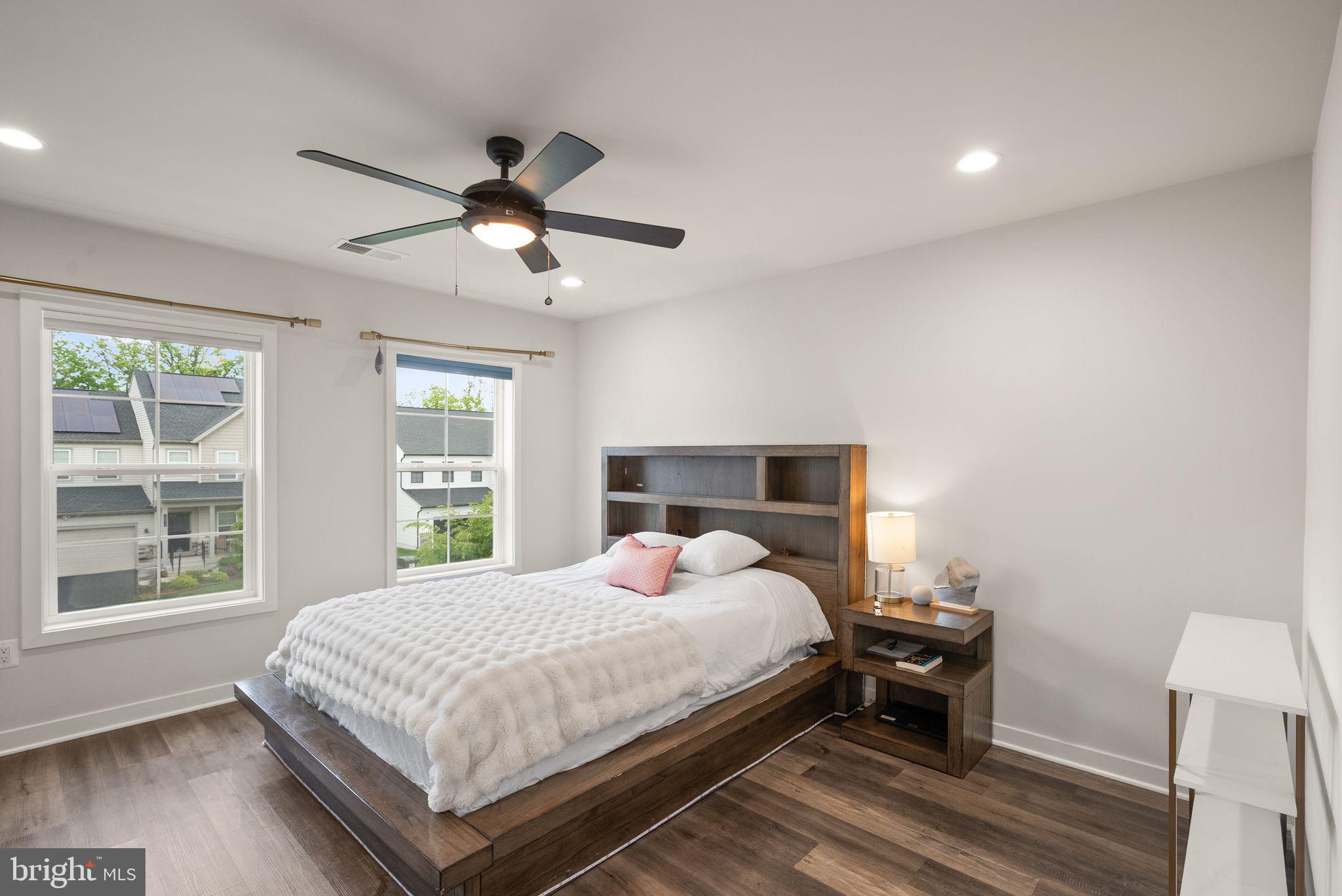 LENAH MILL - Residential