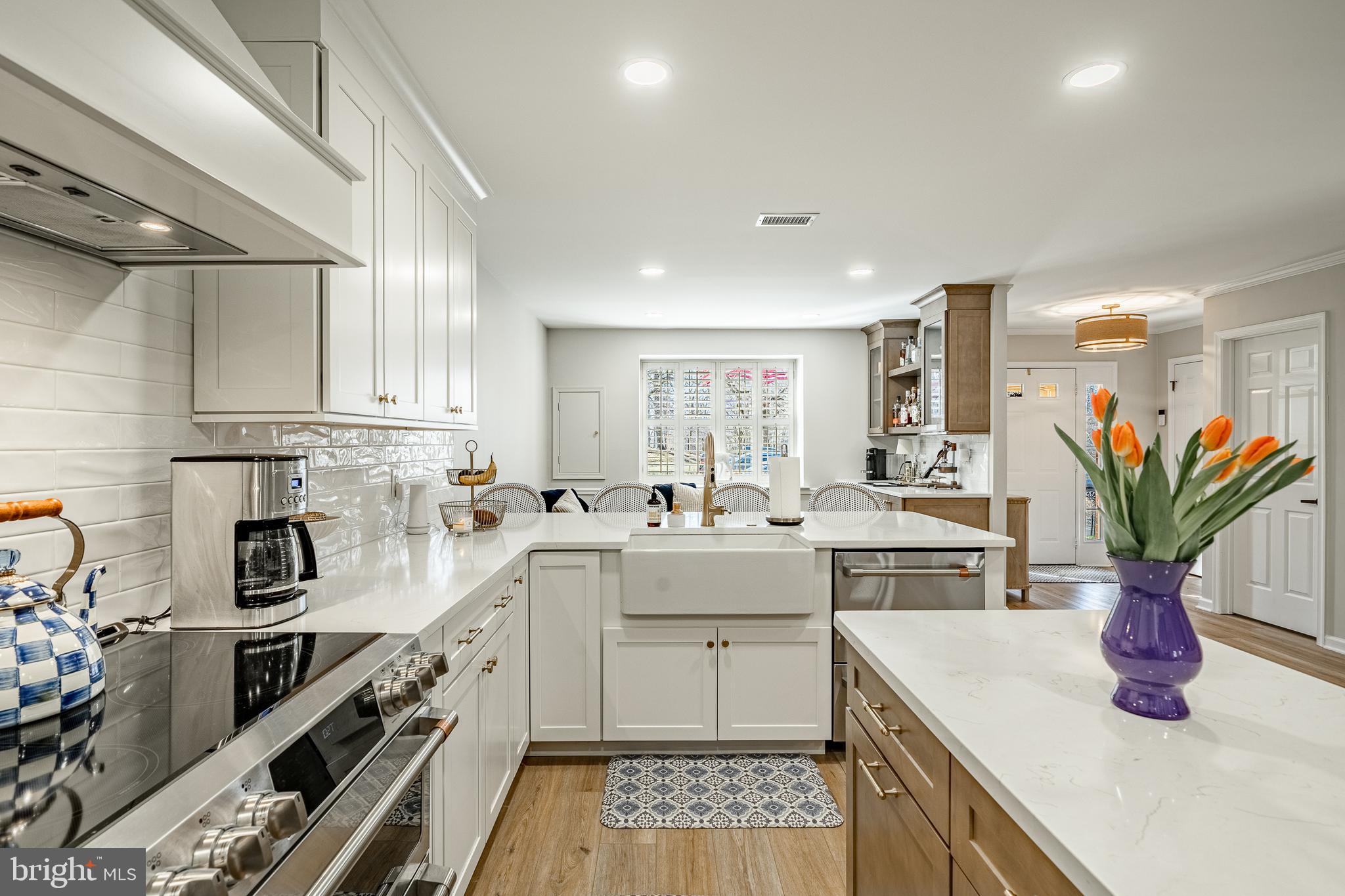 RUSTMONT - Residential