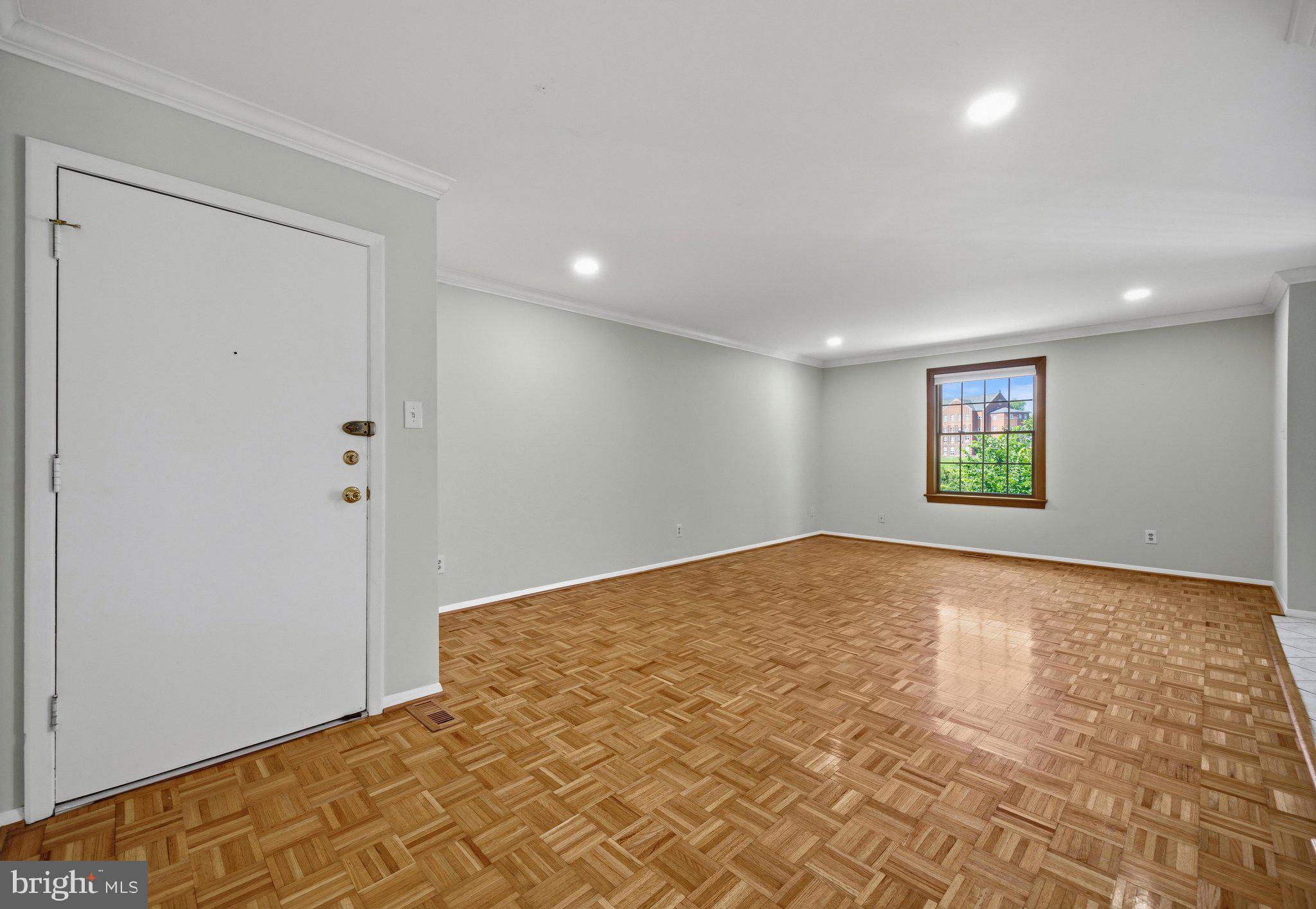 335 HOMELAND SOUTHWAY 3B