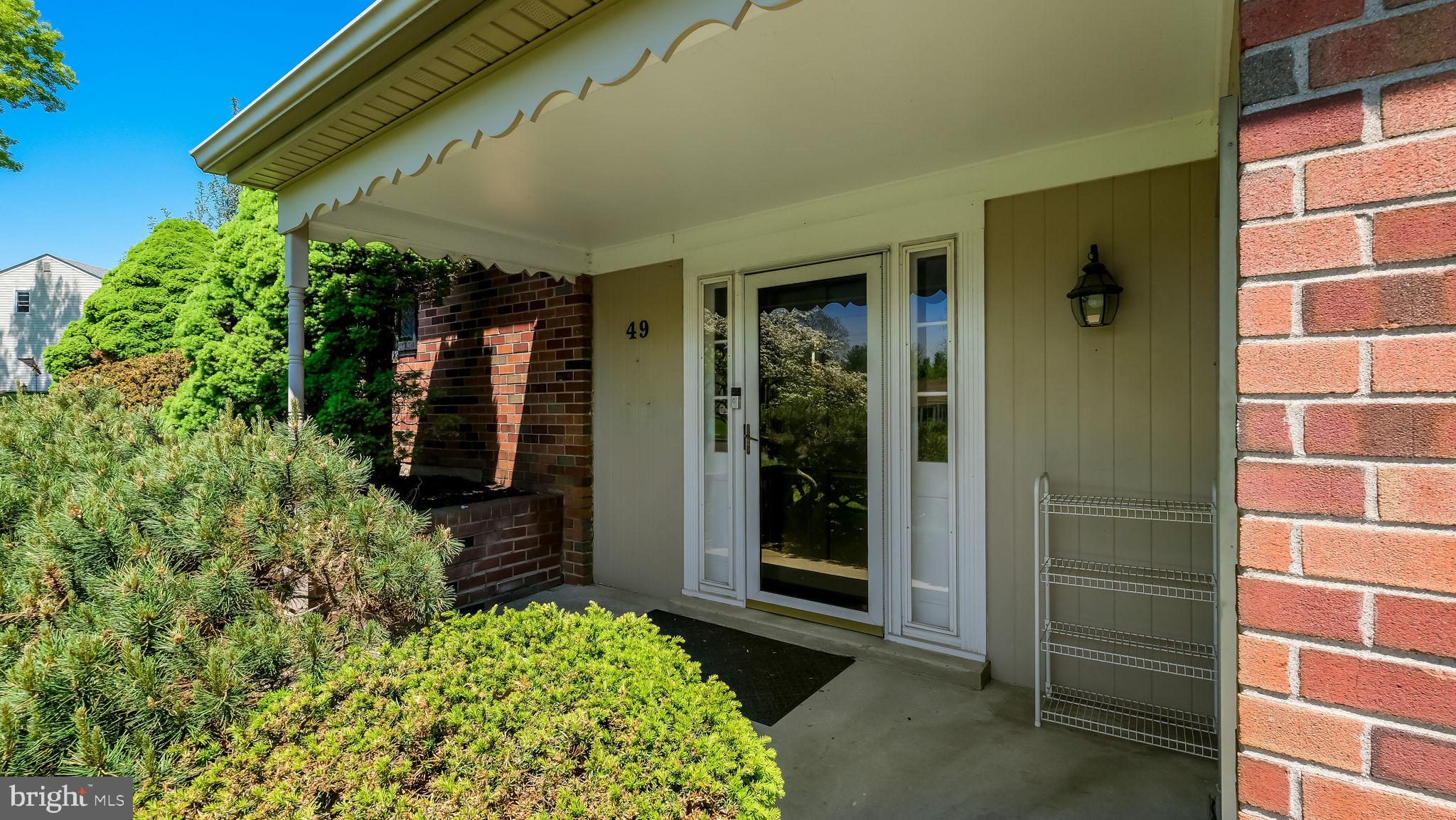 49 SURREY DRIVE
