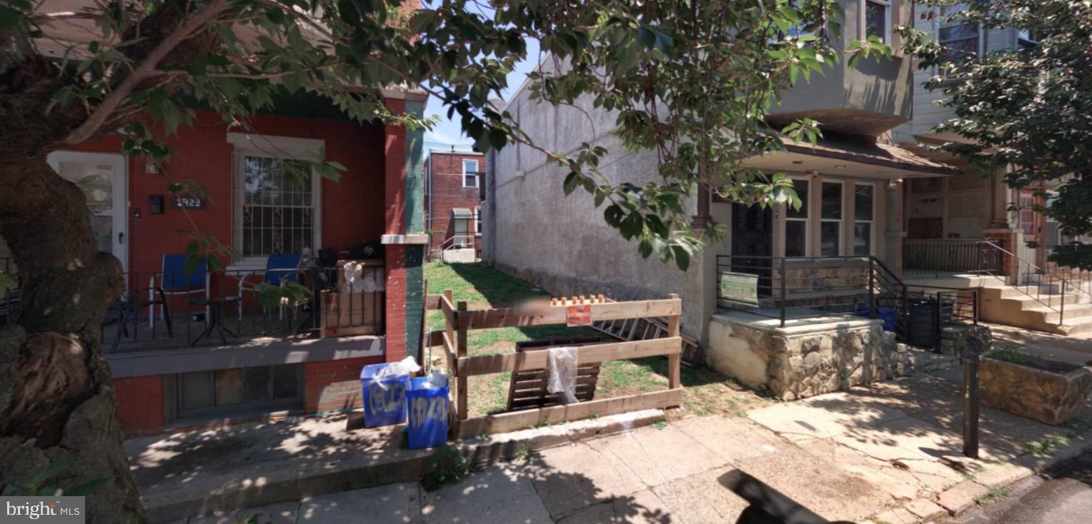 1926 S ALDEN STREET