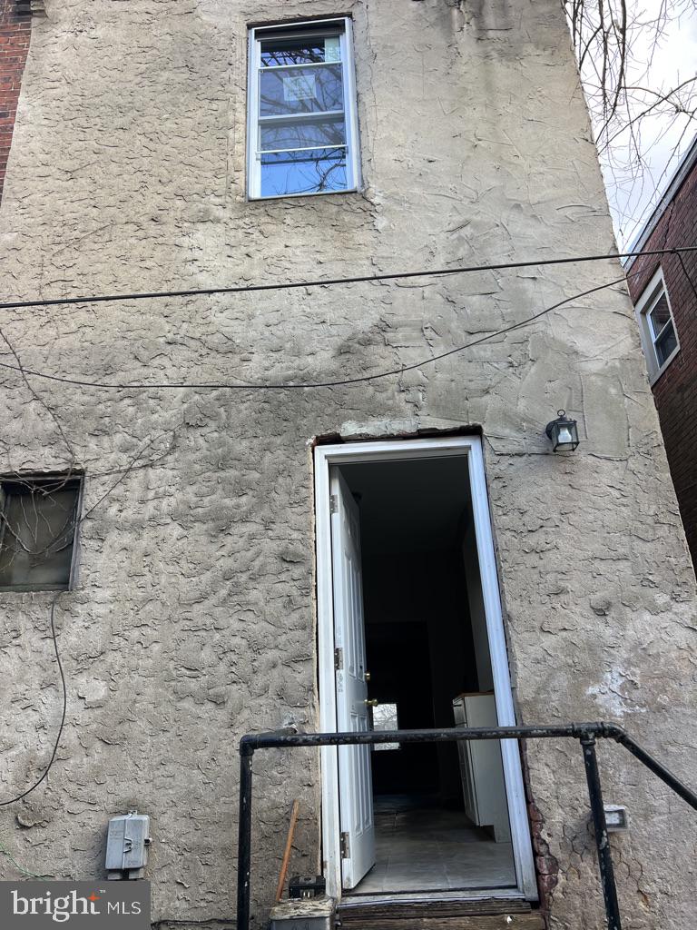 PHILADELPHIA (WEST) - Residential