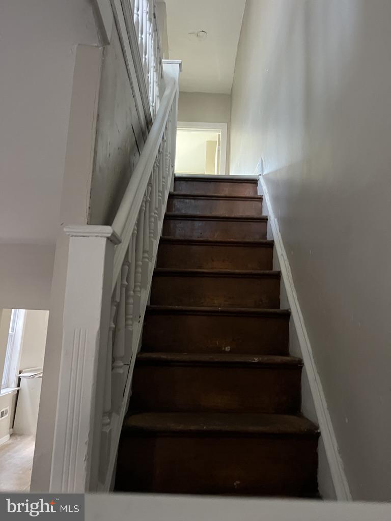 PHILADELPHIA (WEST) - Residential